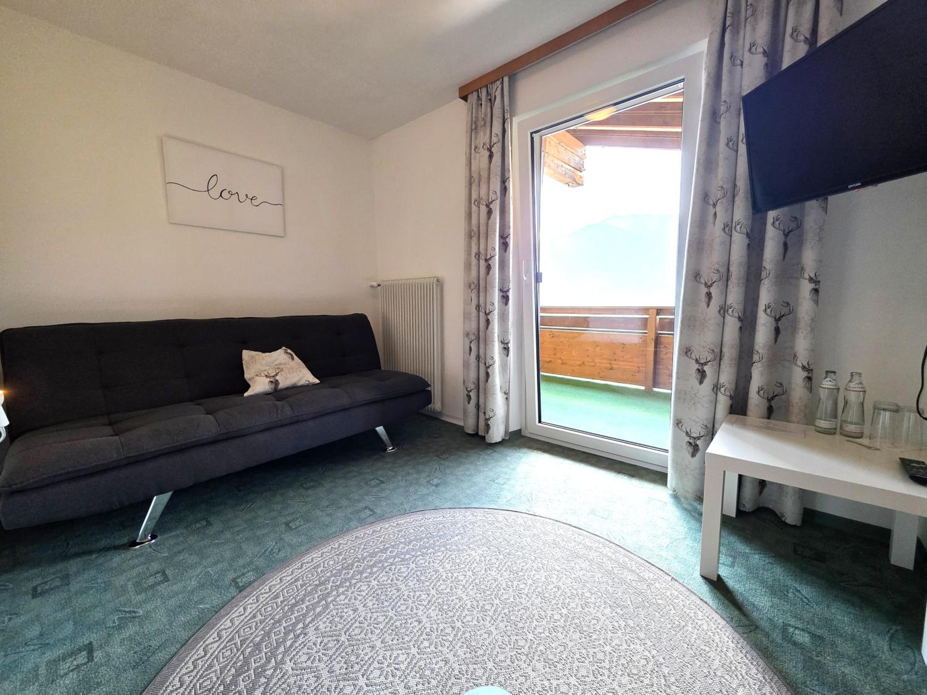 Family Room with Balcony photo 2
