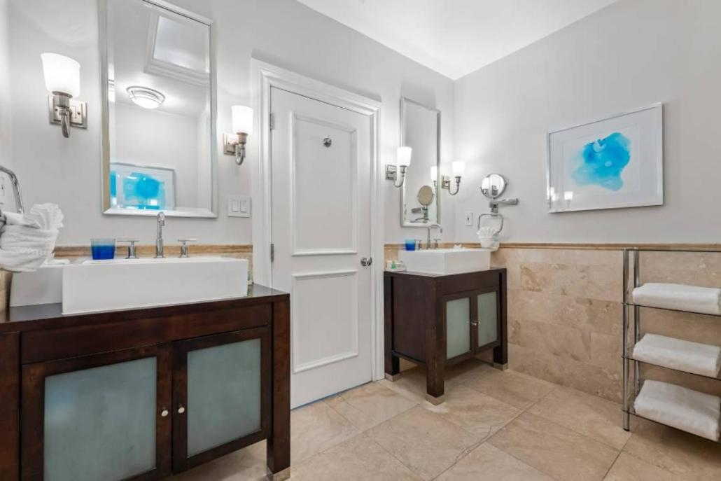 Deluxe Suite photo 3