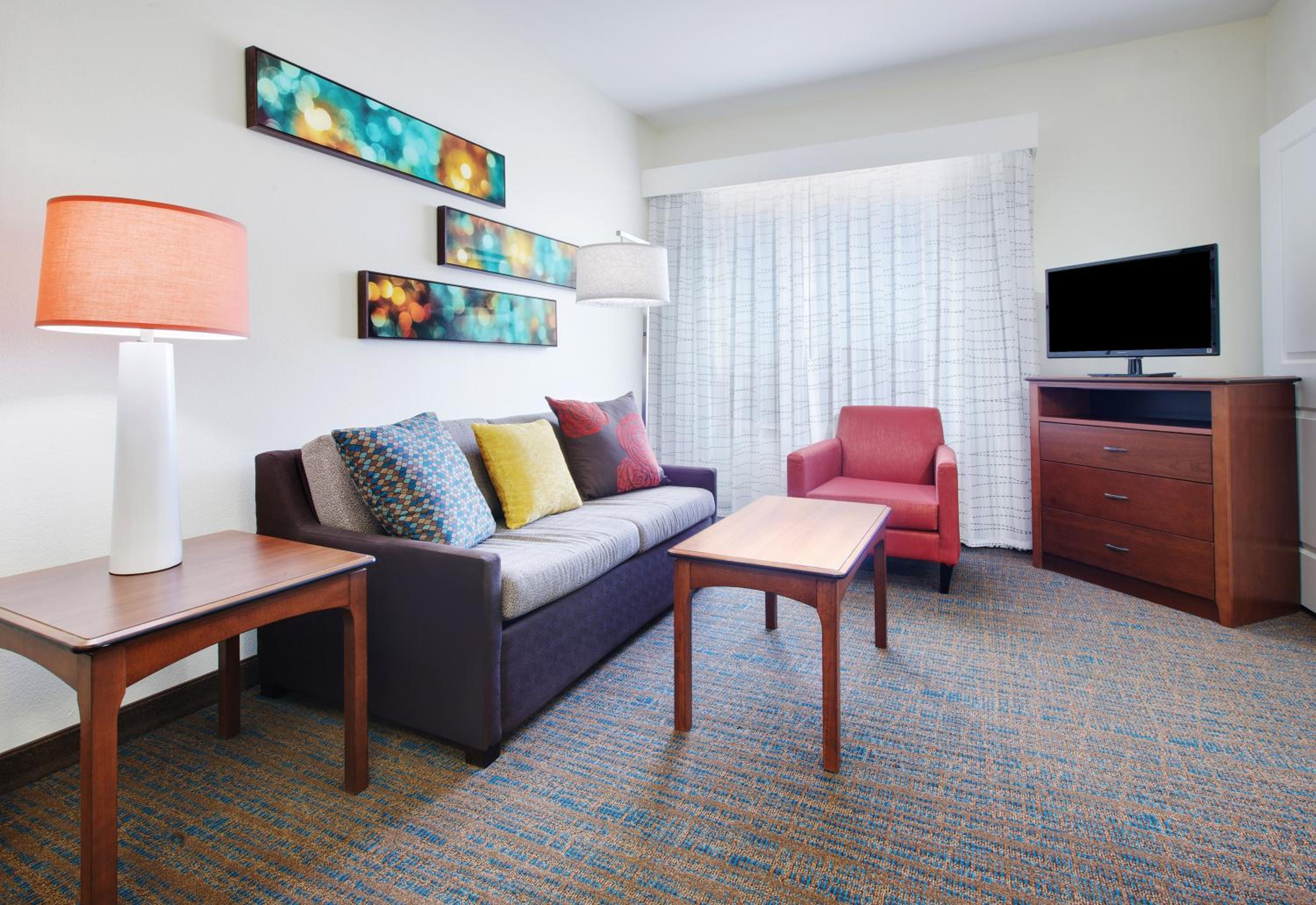 One-Bedroom King Suite with Sofa Bed - Mobility/Hearing Accessible w/Roll In Shower photo 2