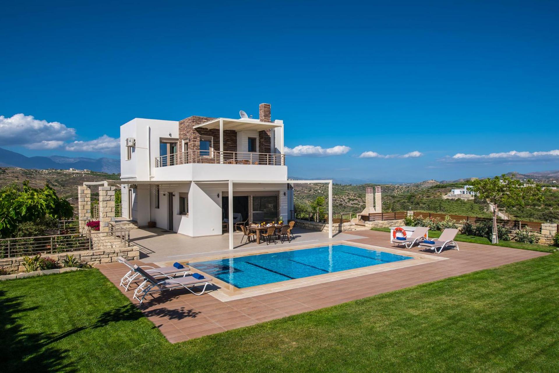 Villa with Sea View photo 1