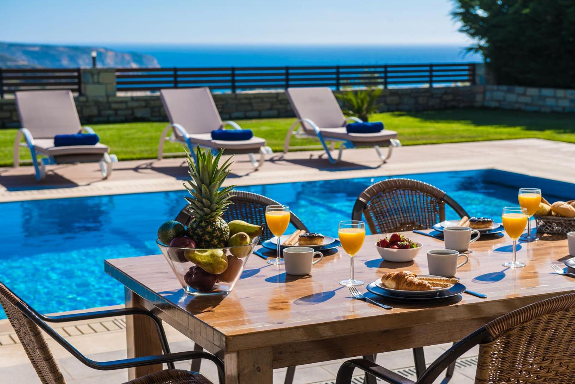 Villa with Sea View photo 3