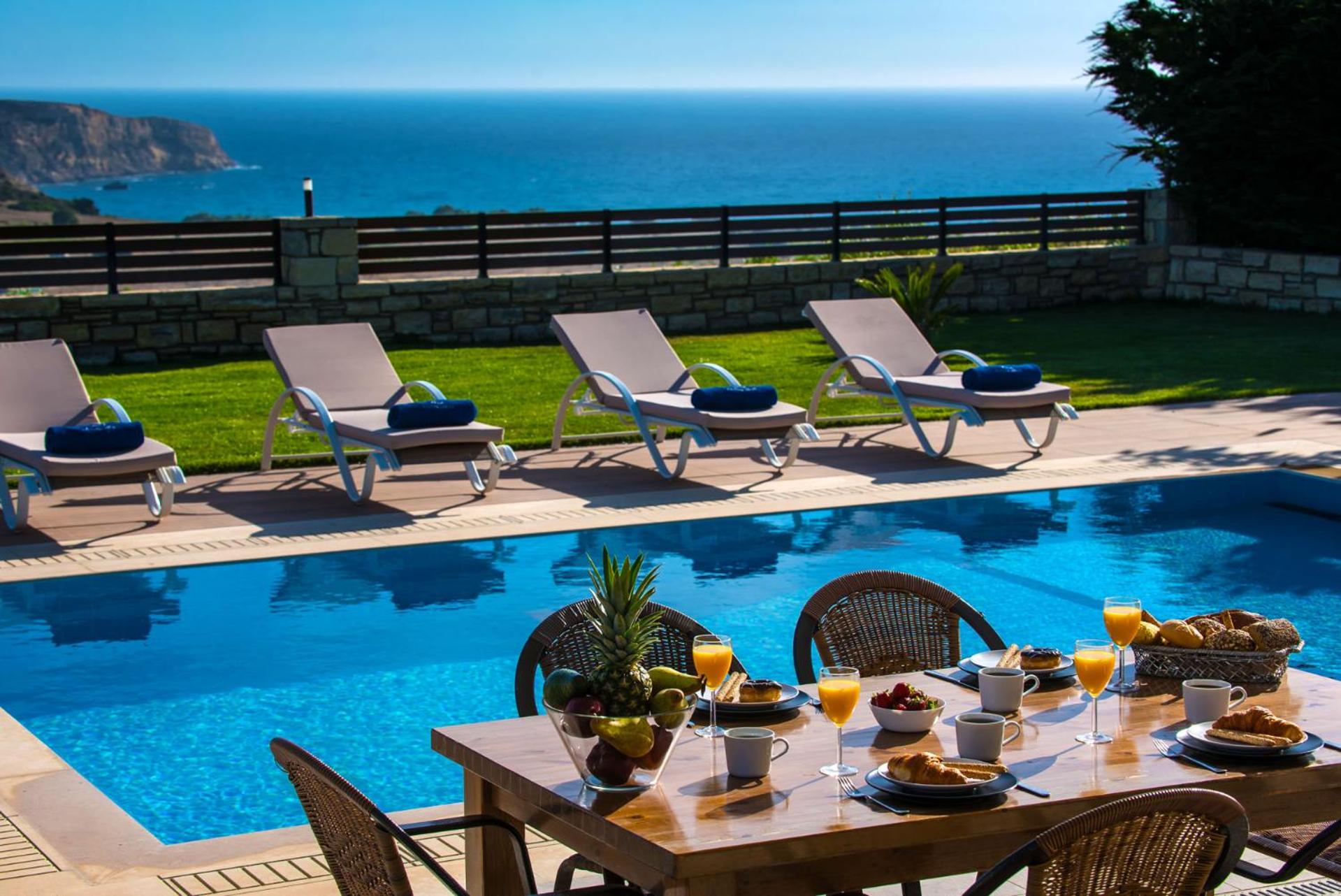 Villa with Sea View photo 2