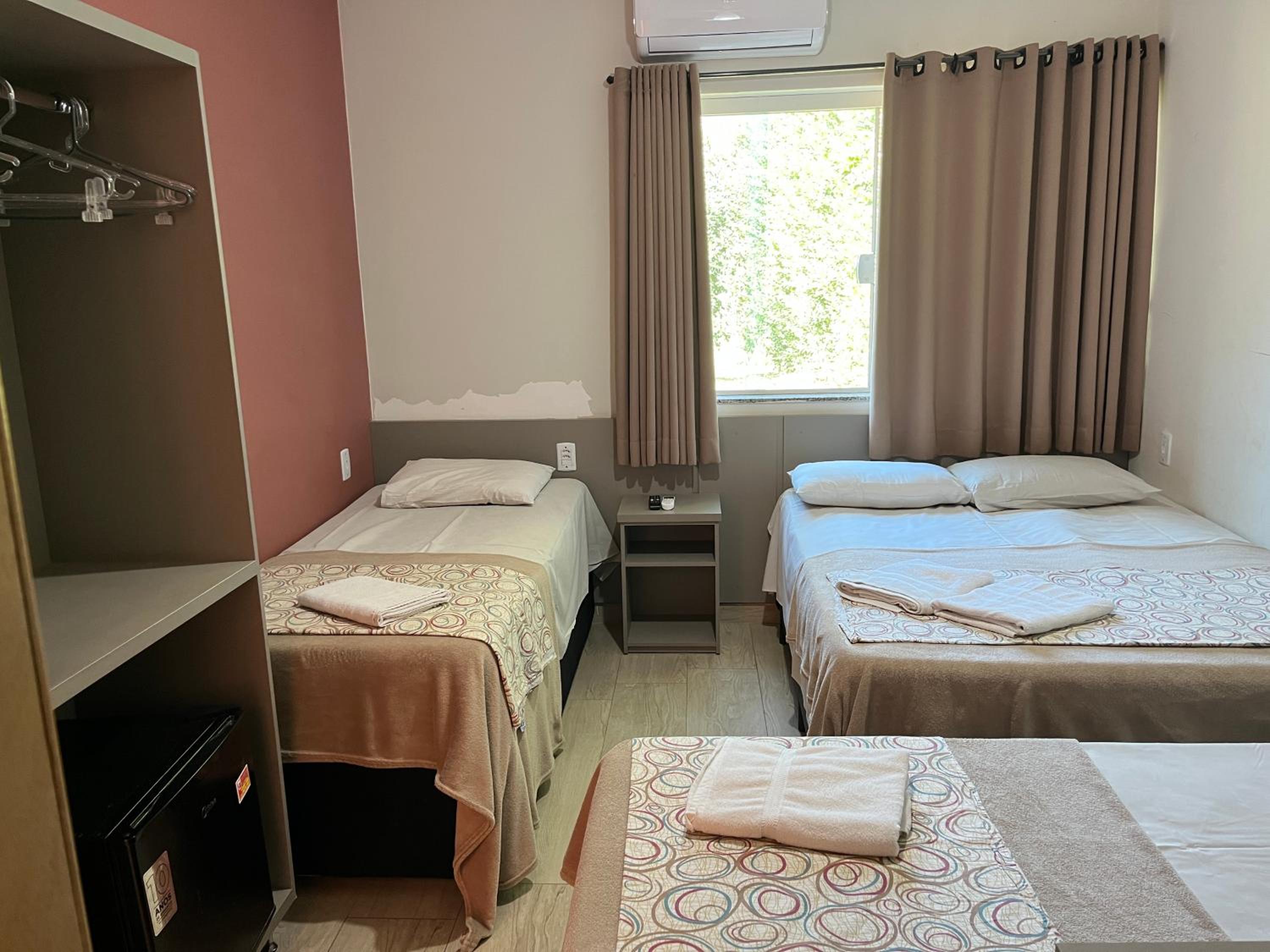 Quadruple Room with Private Bathroom