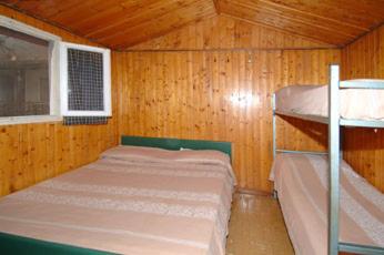 Bungalow with Shared Bathroom photo 1