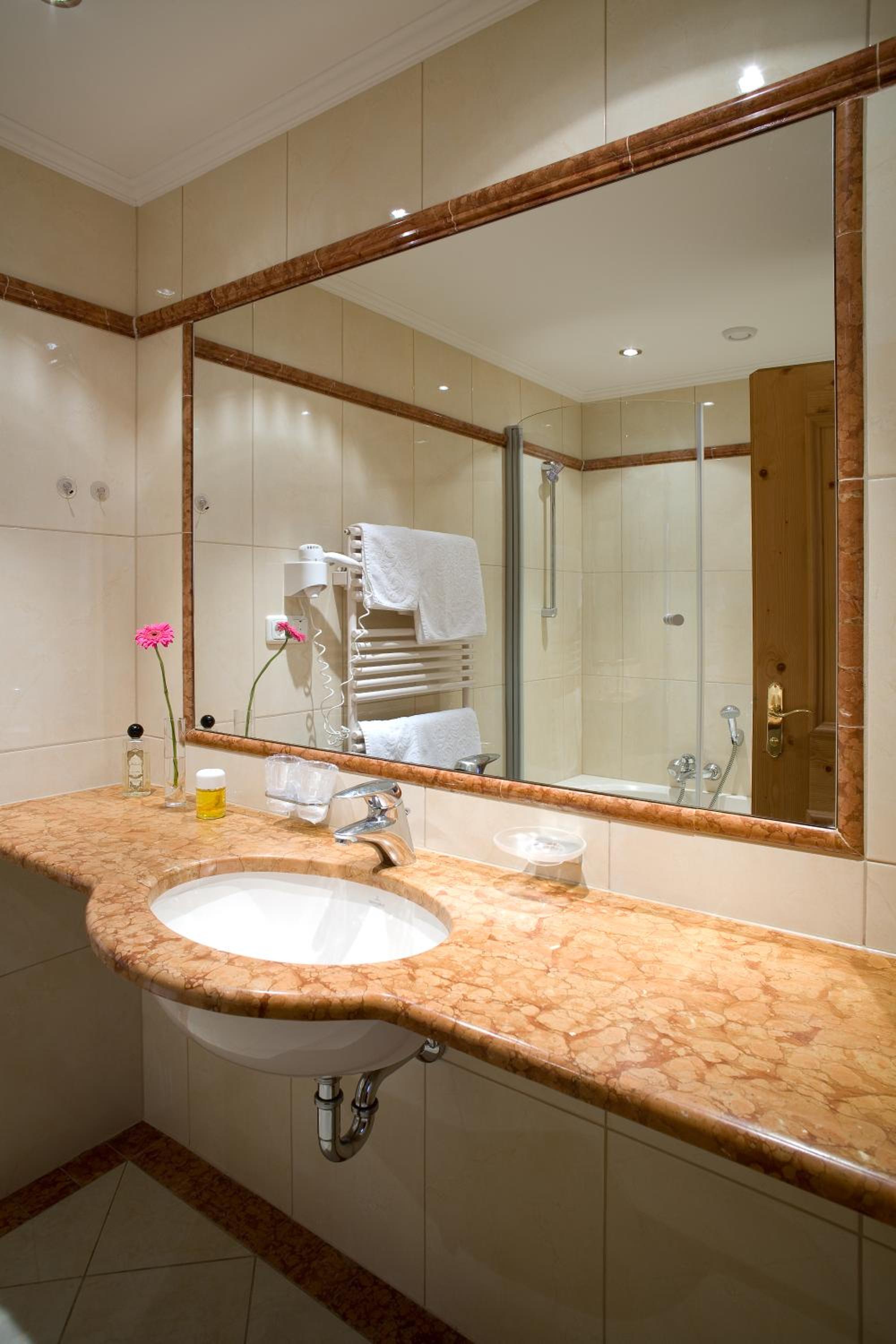 Double Room Tirol Panorama photo 2