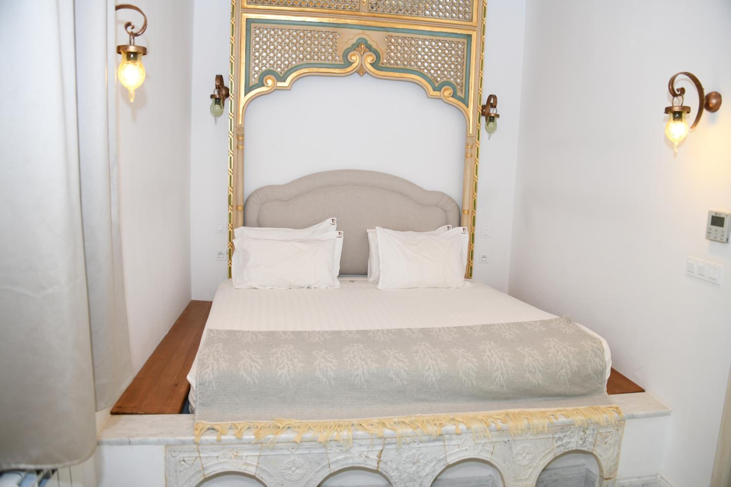 Double Room with Private Bathroom photo 3
