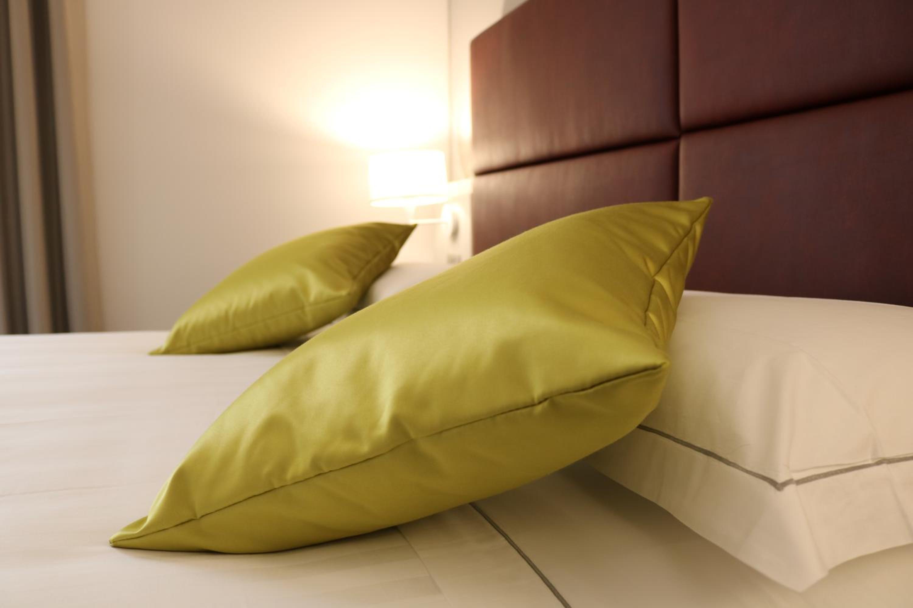 Double or Twin Room - Photo 8