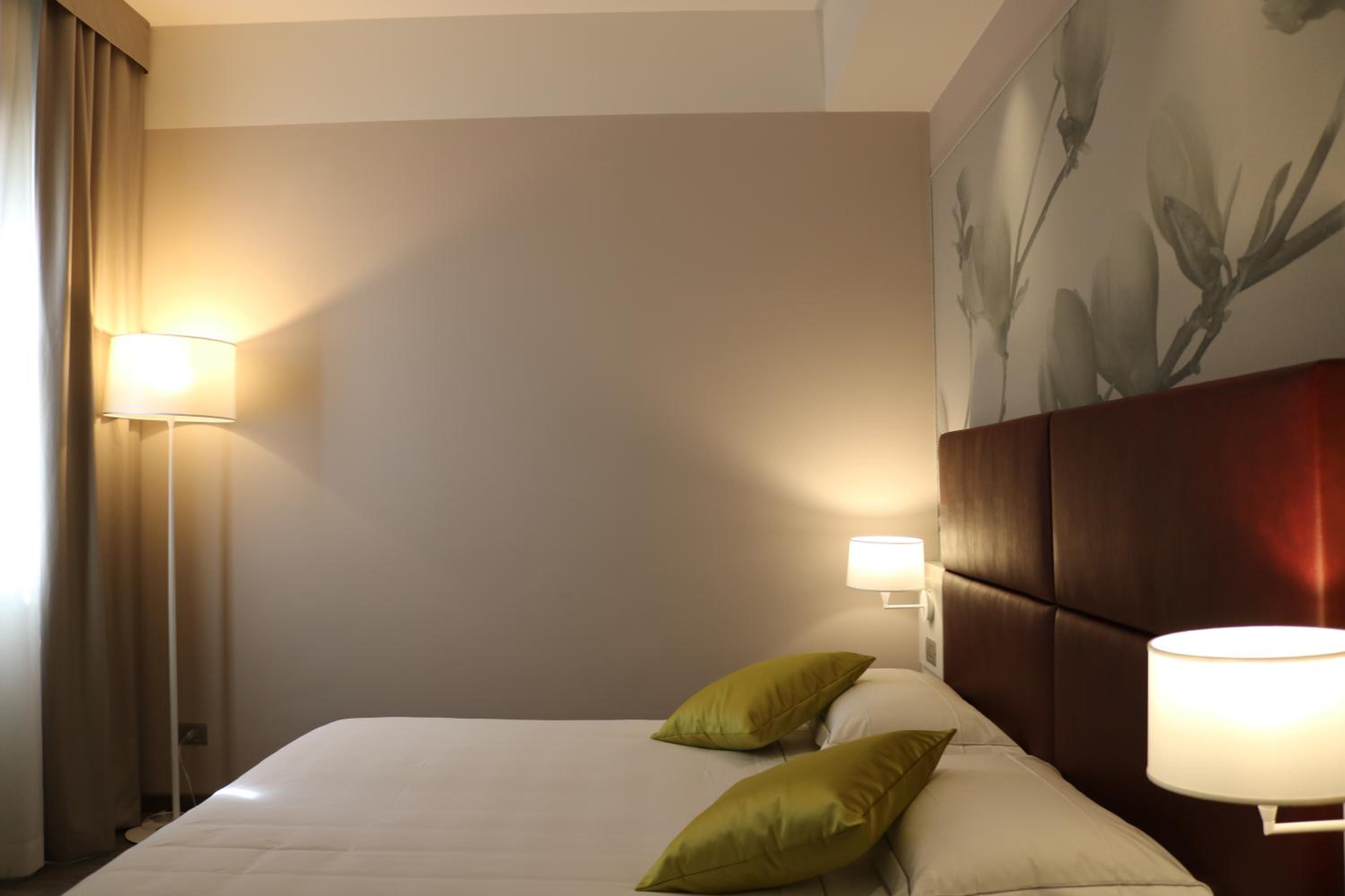 Superior Double or Twin Room - Photo 2