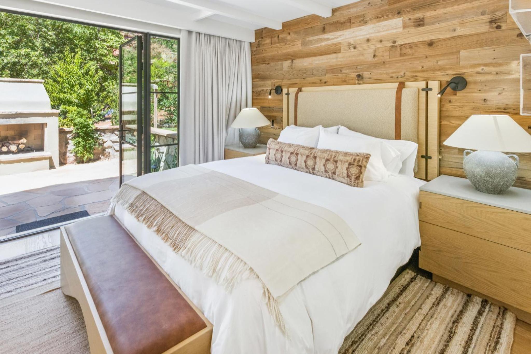 Suite with River View