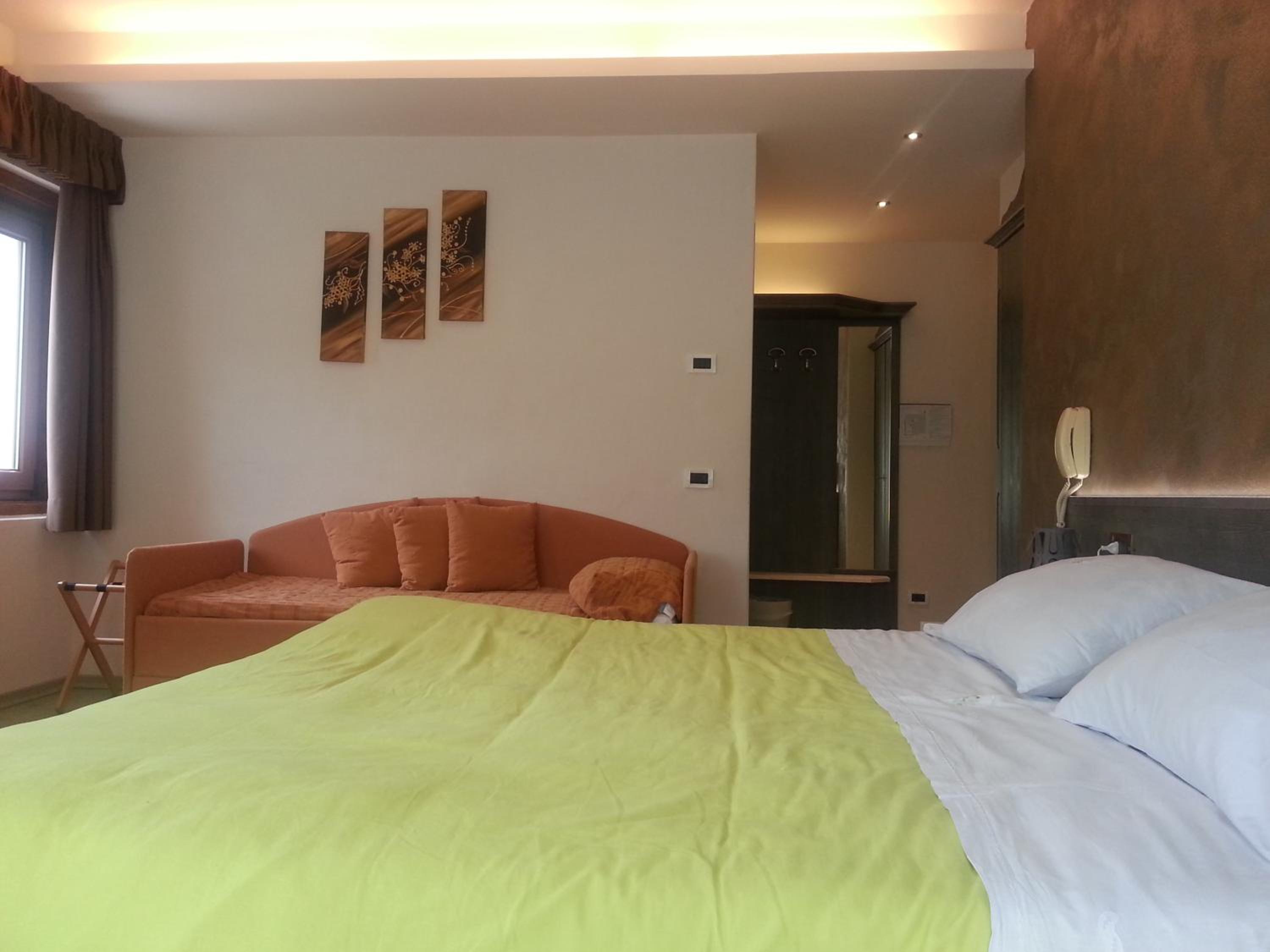 Junior Suite - Photo 13