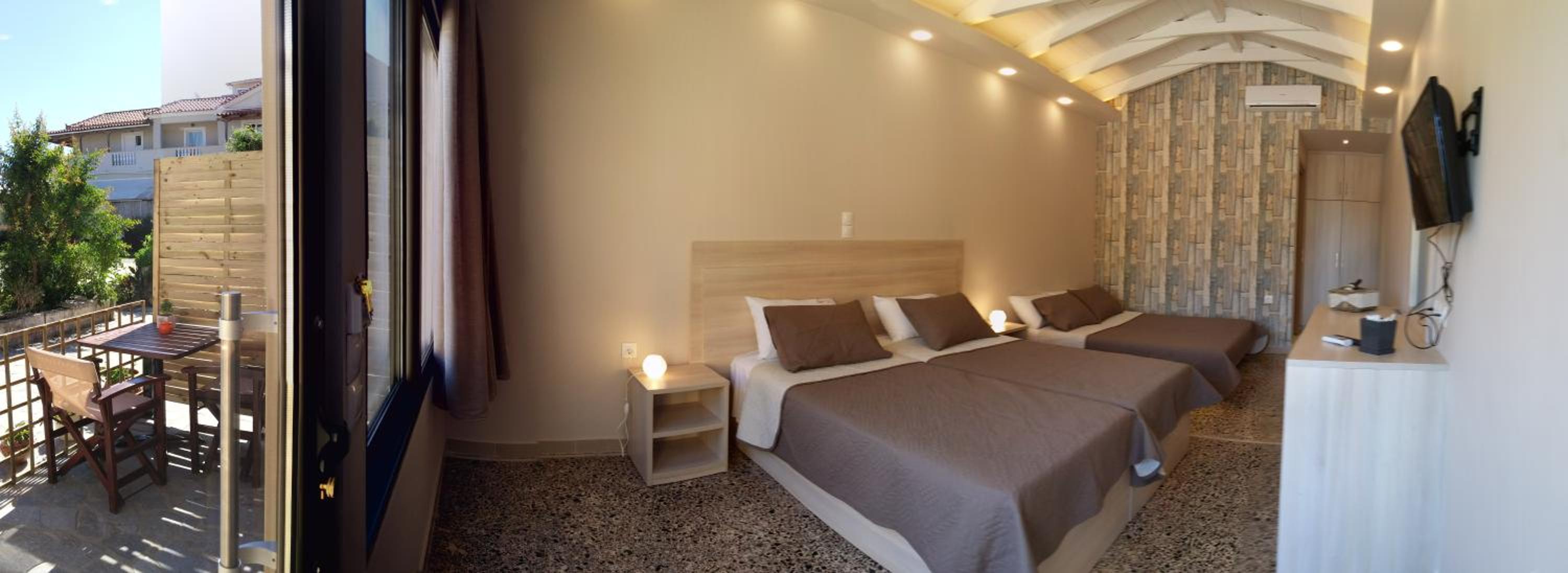 Superior Double or Twin Room with Terrace