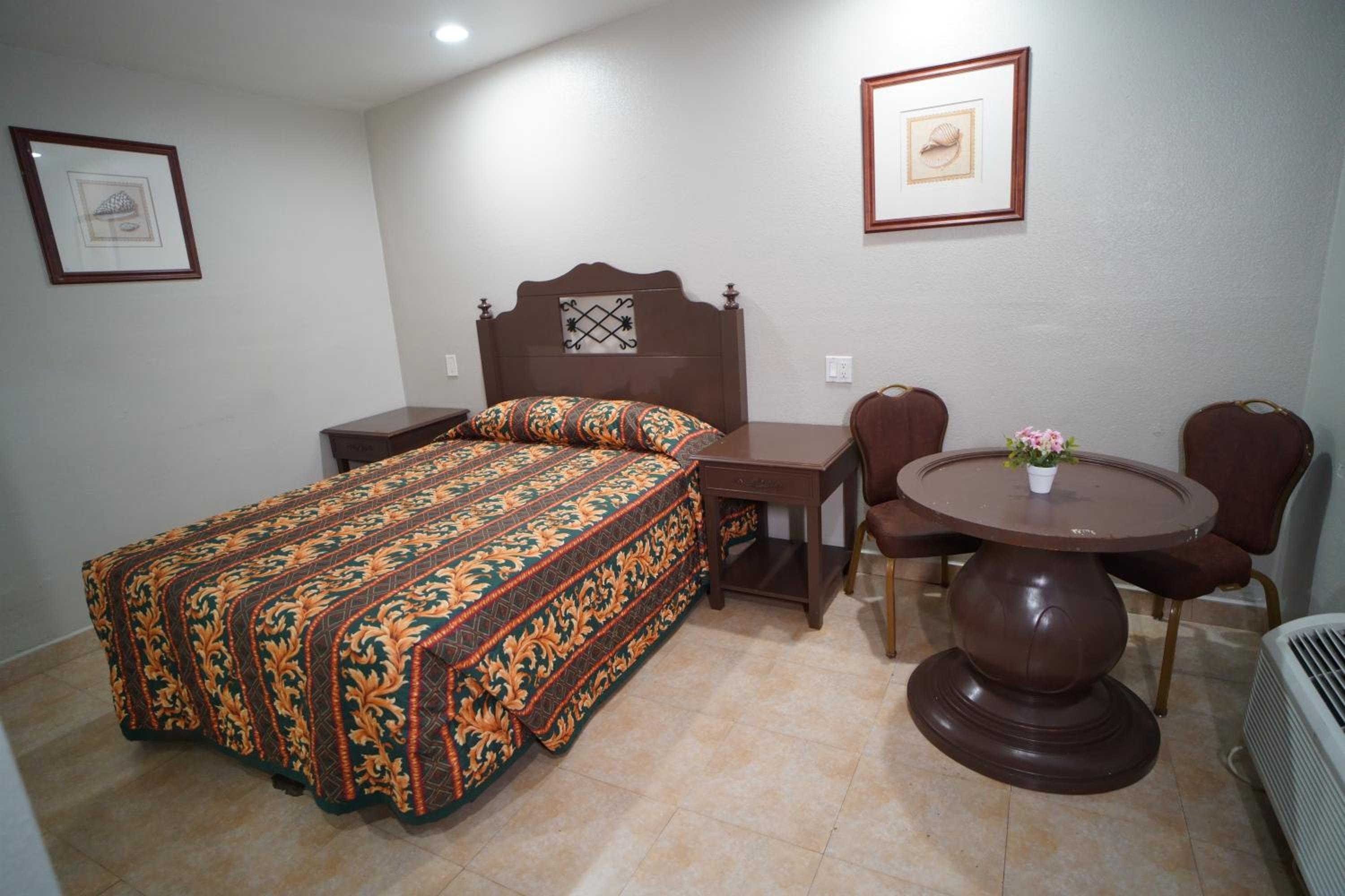 Single Room photo 1