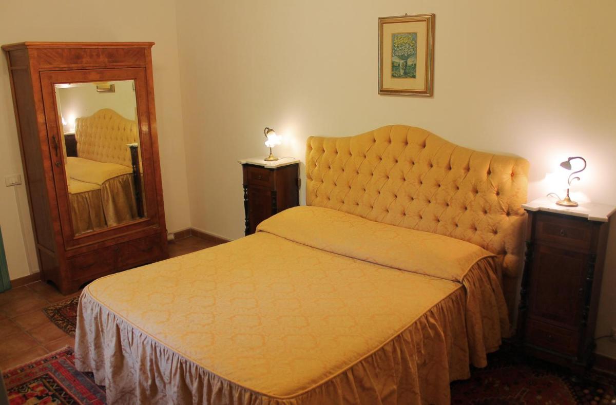 Superior Two-Bedroom House (Yellow House) photo 3