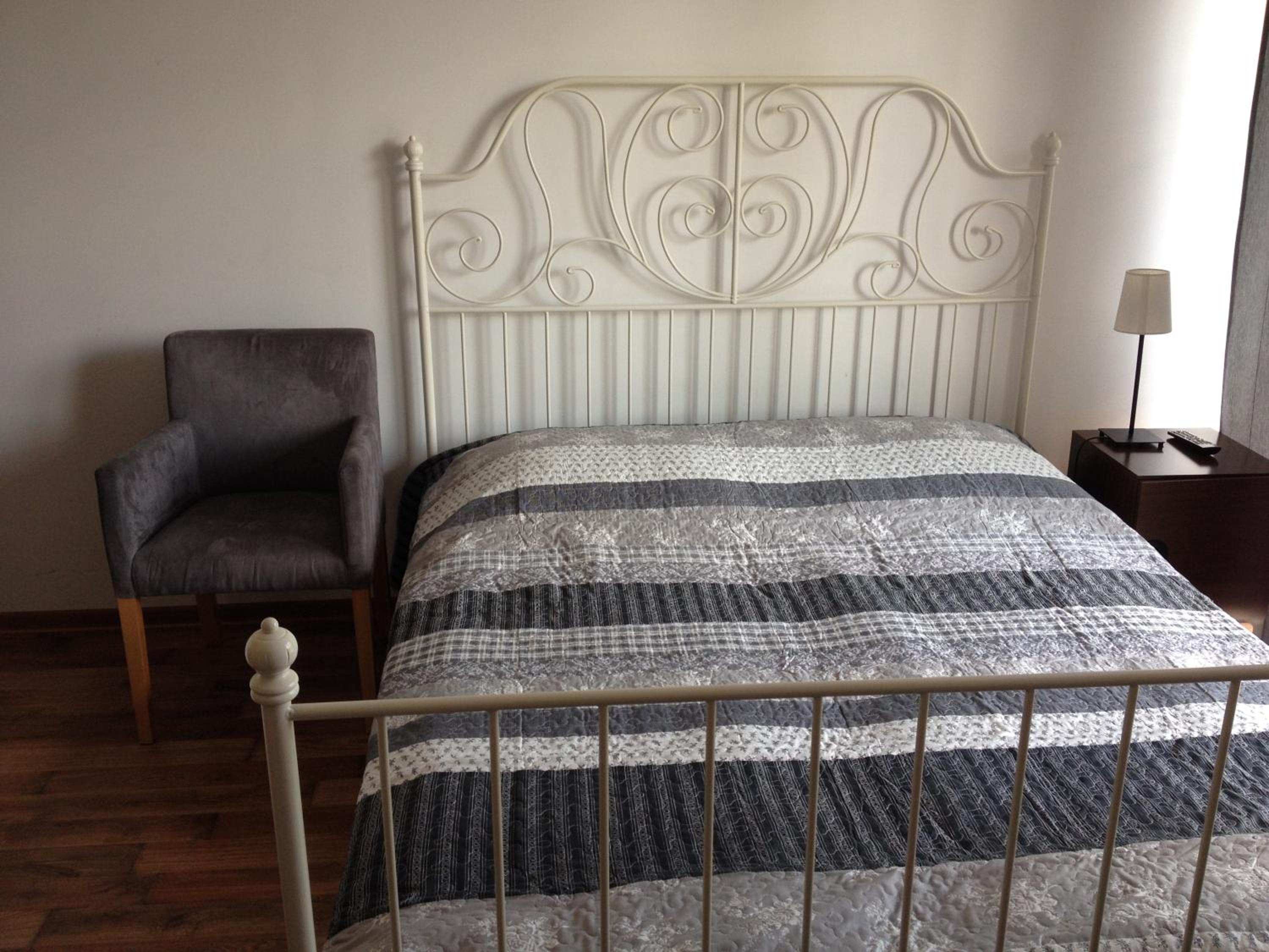 Double or Twin Room - Photo 6