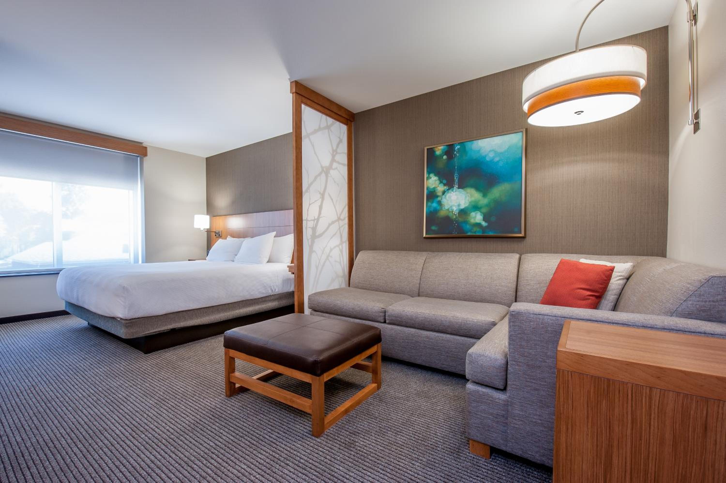 King Room With Sofa Bed photo 1