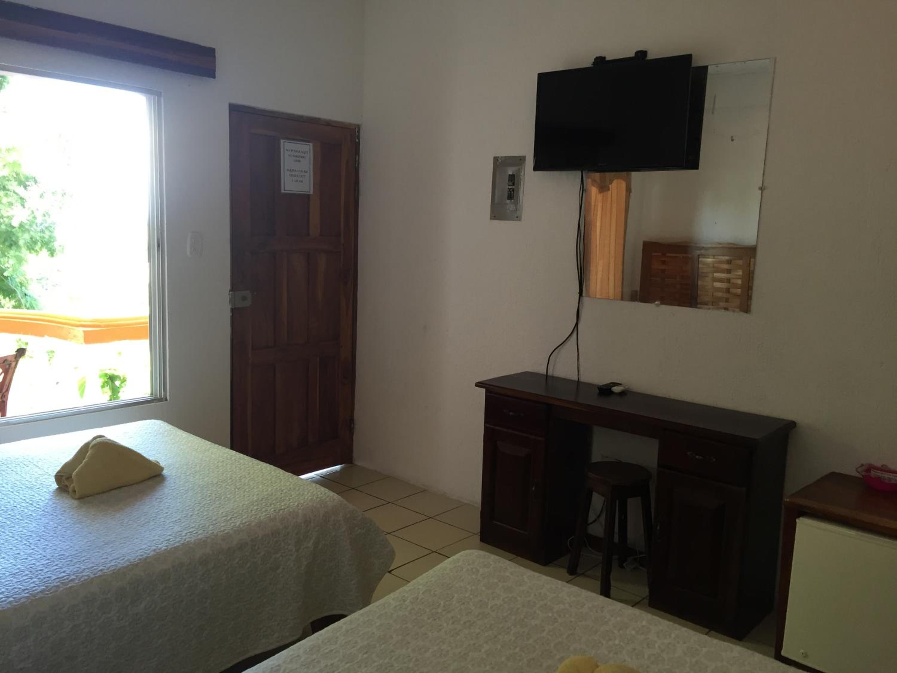 Quadruple with Two Double Beds photo 1