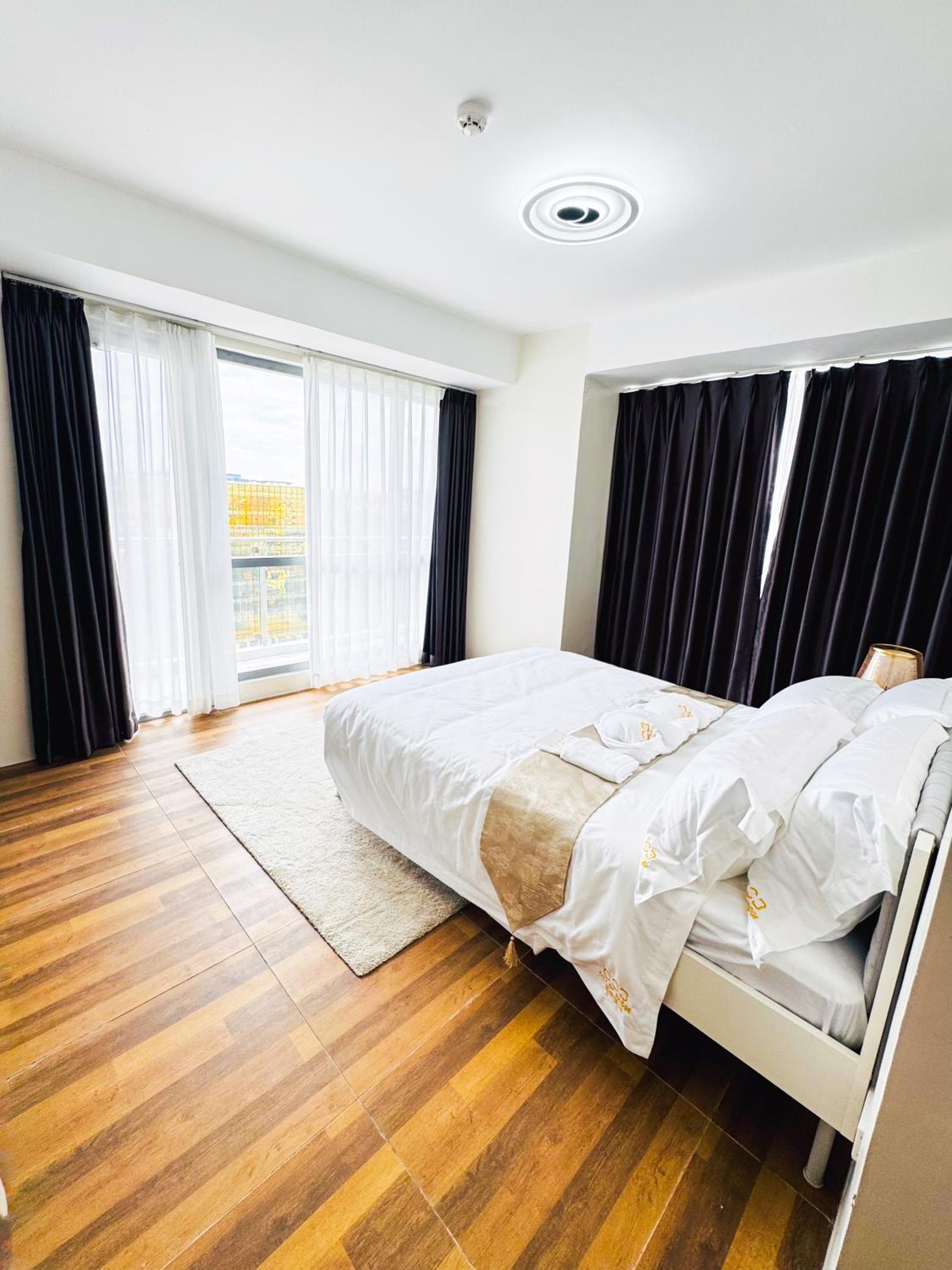 Family Two-Bedroom Apartment with View
