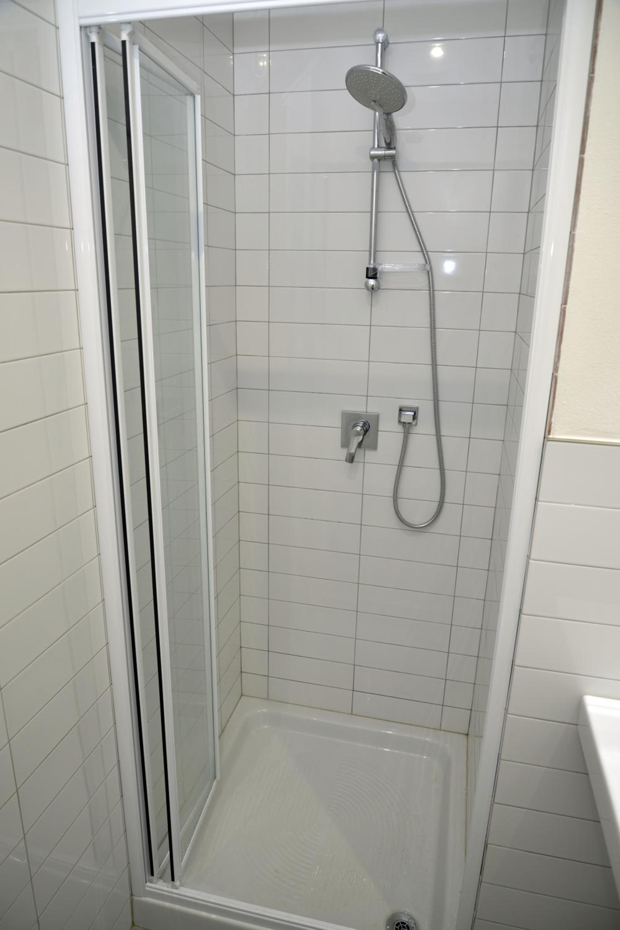 Double Room with Private External Bathroom photo 3