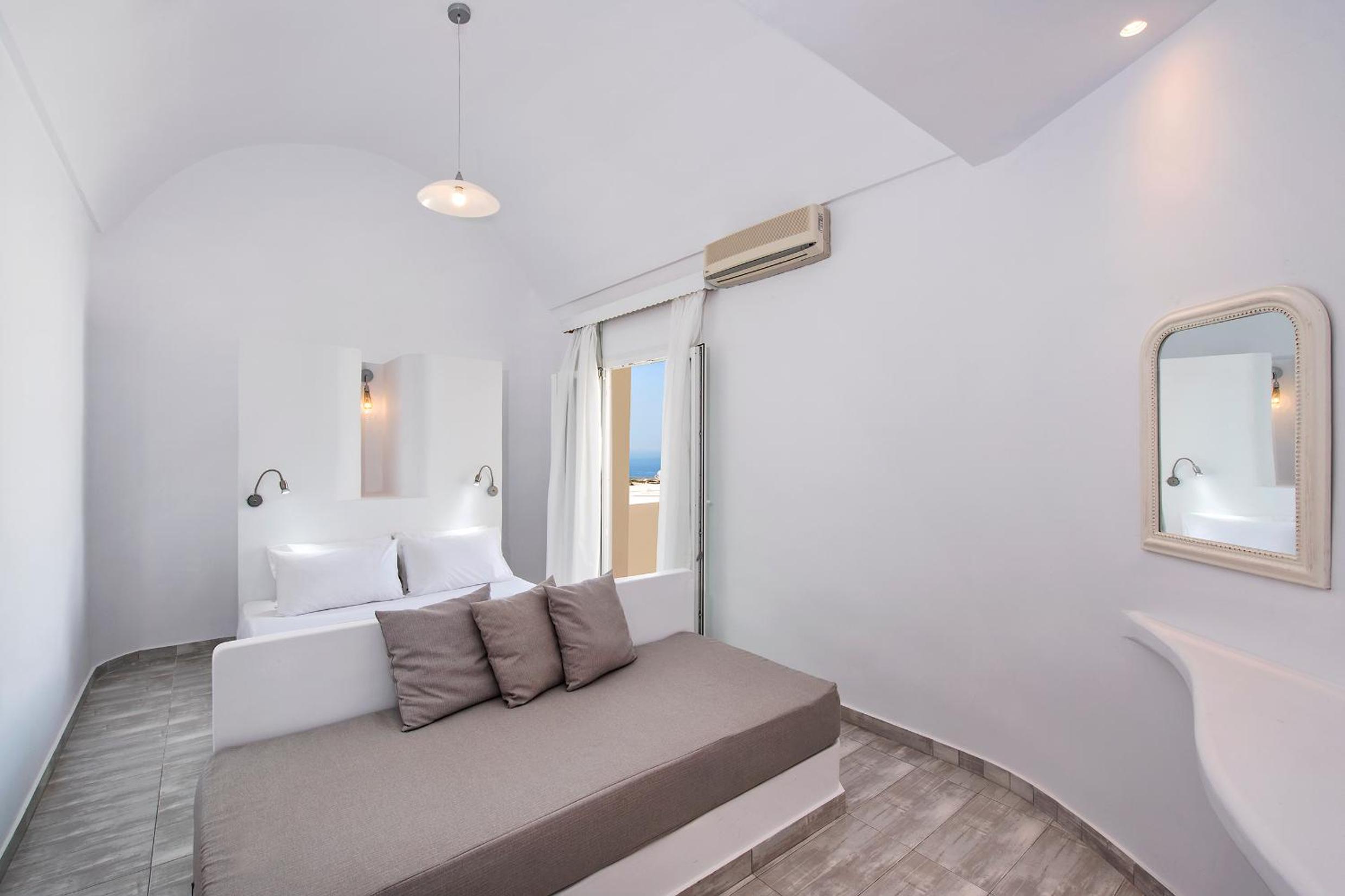 Superior Double Room - Photo 8
