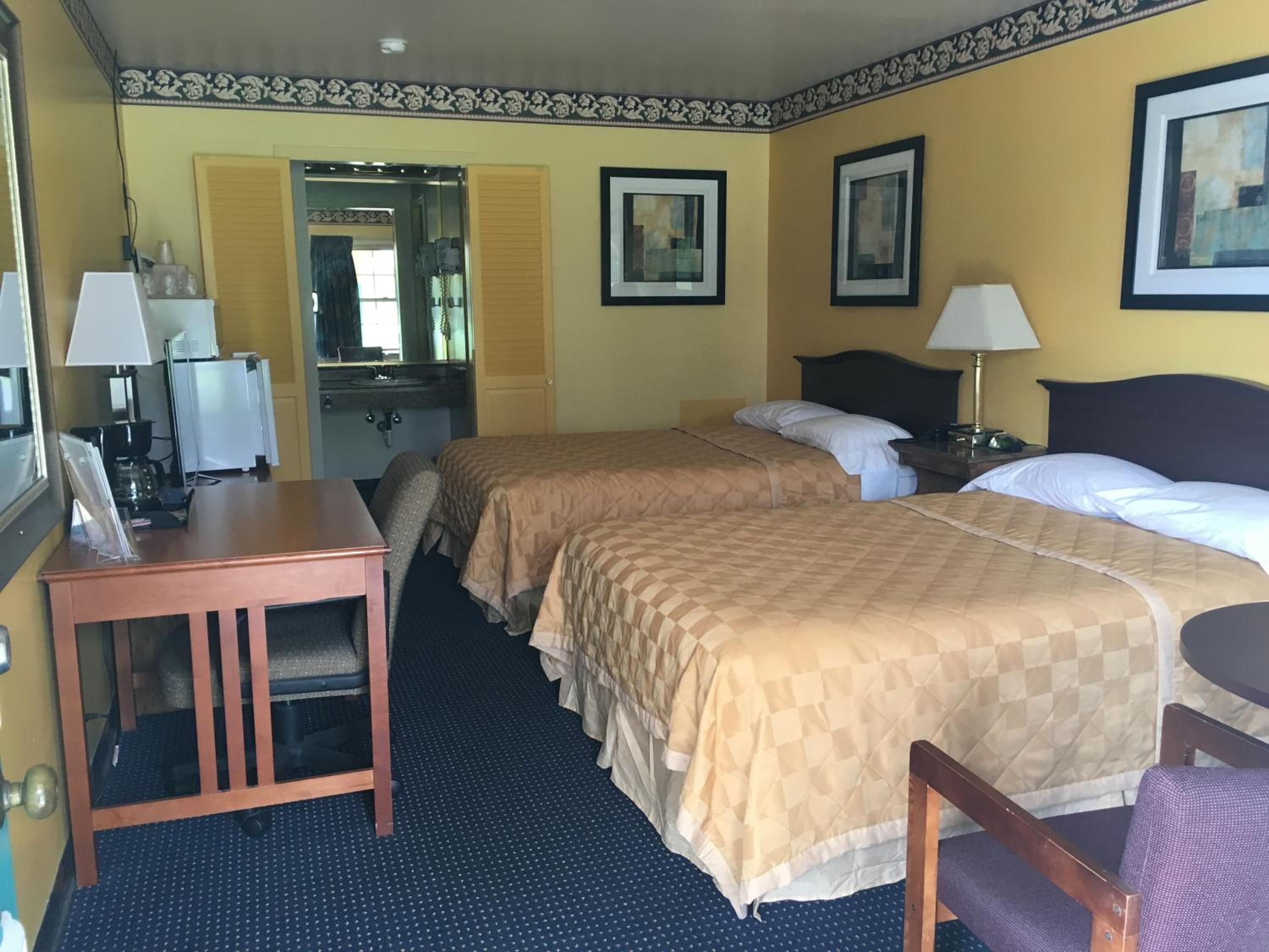Double Room with Two Double Beds photo 1