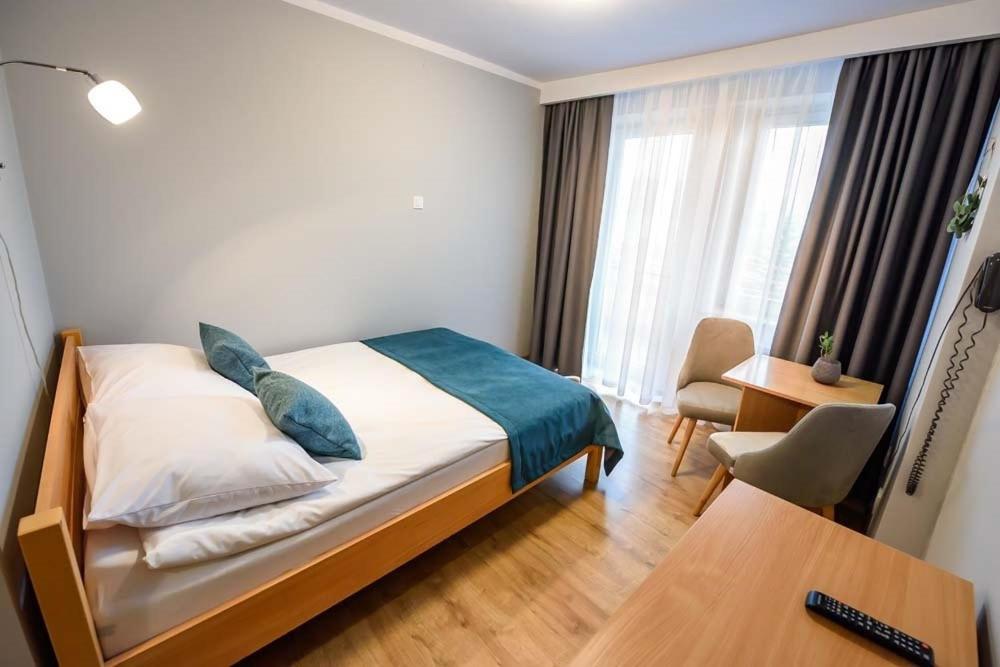 Small Double Room photo 1