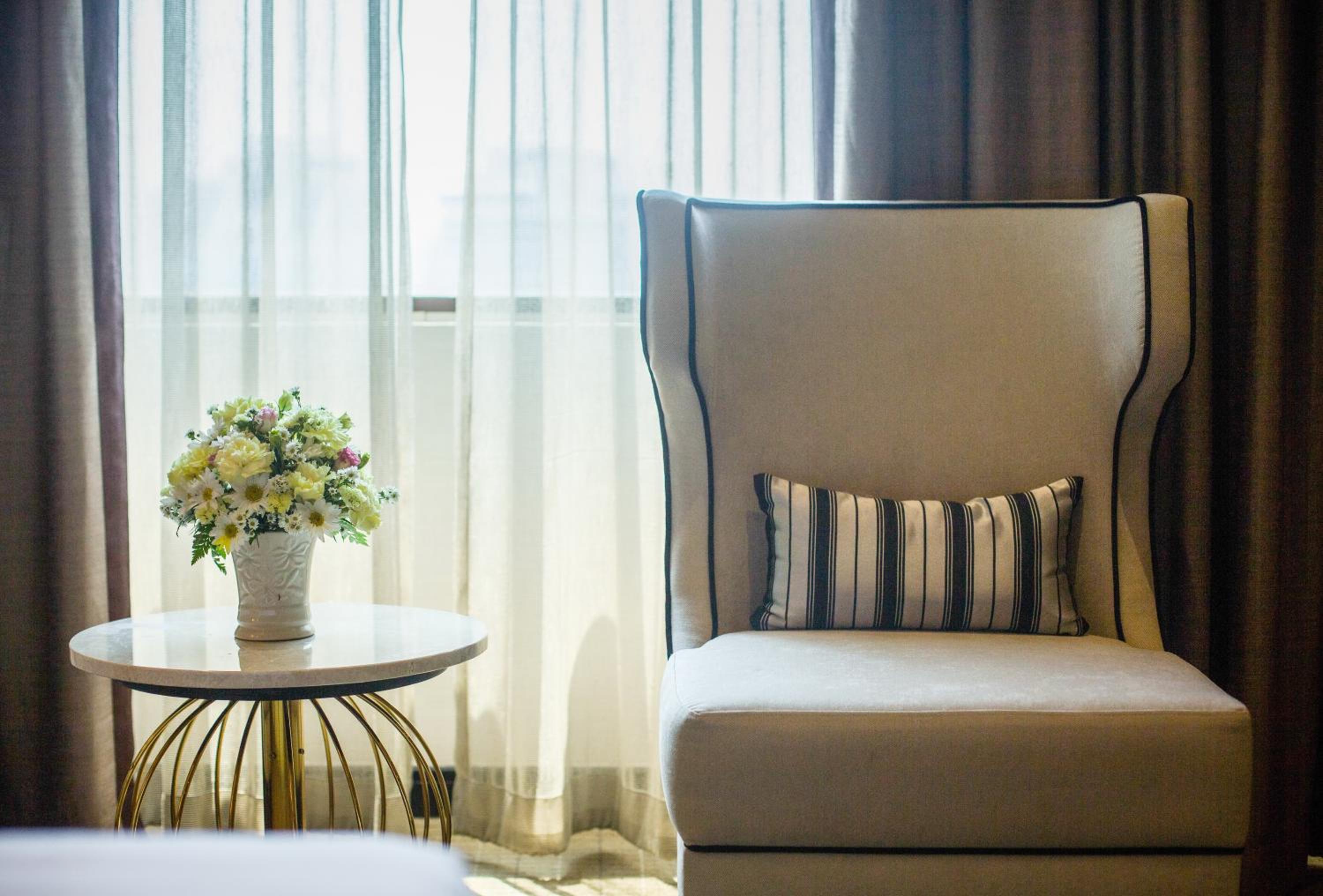 Grand Deluxe Triple High Floor with City View photo 1