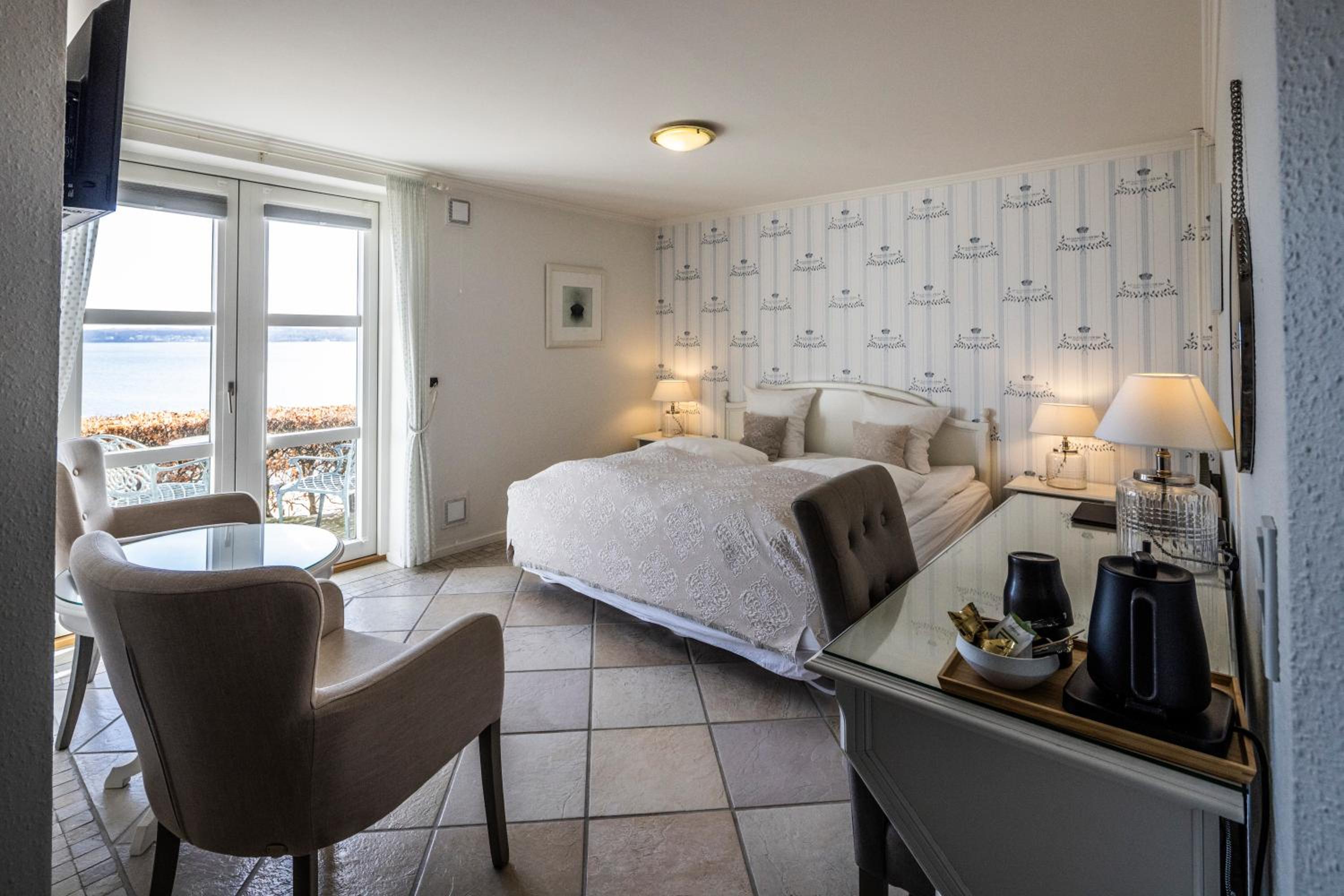 Double Room with Spa Bath