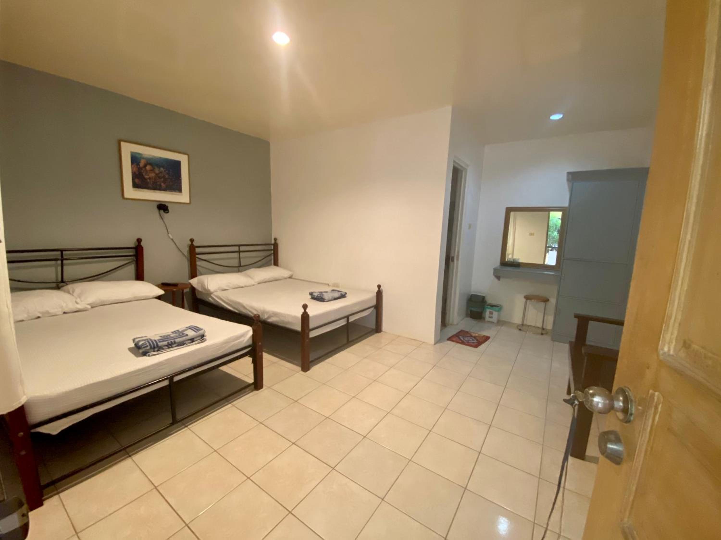 Standard Double Room - Photo 2
