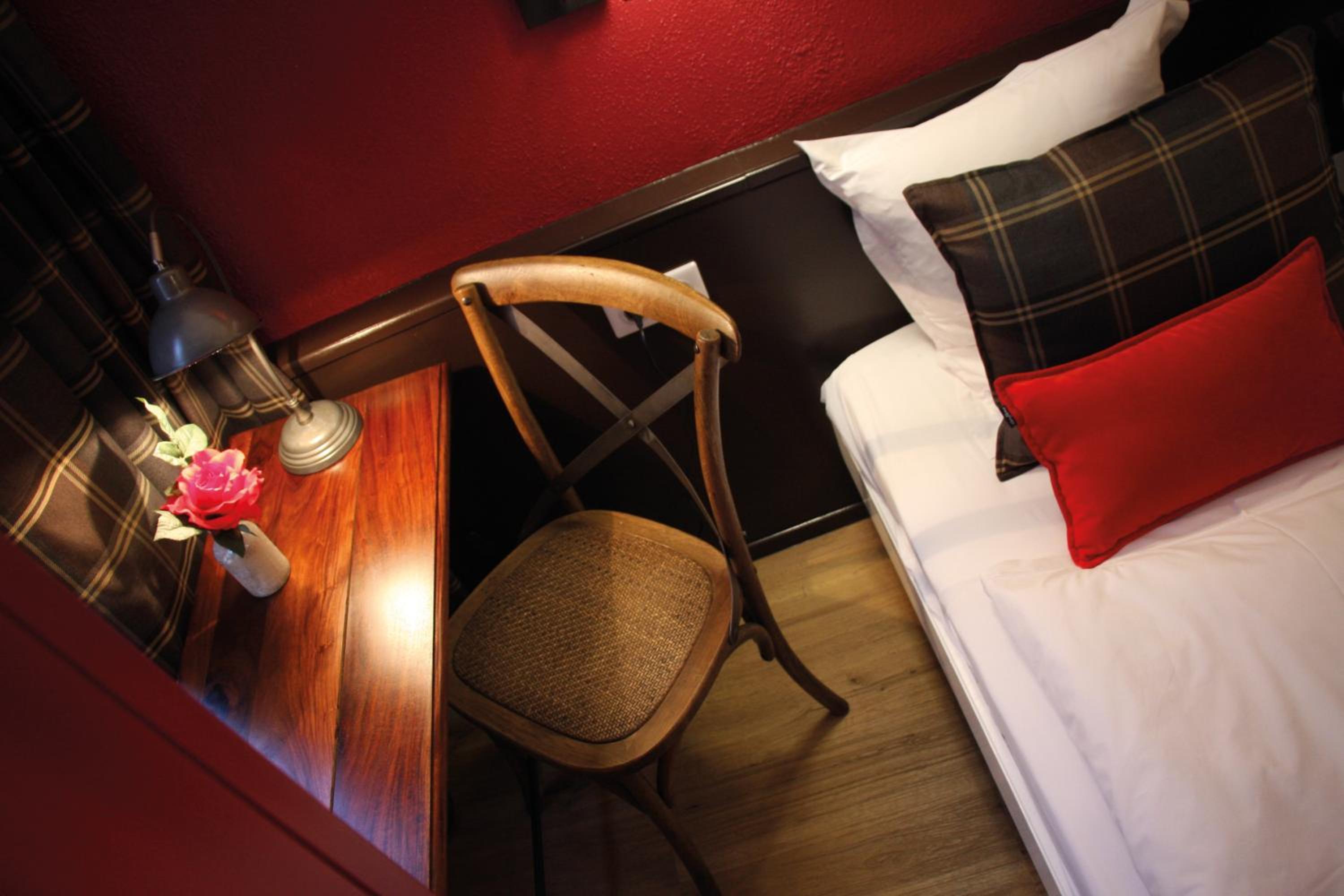 Double Room - Photo 11