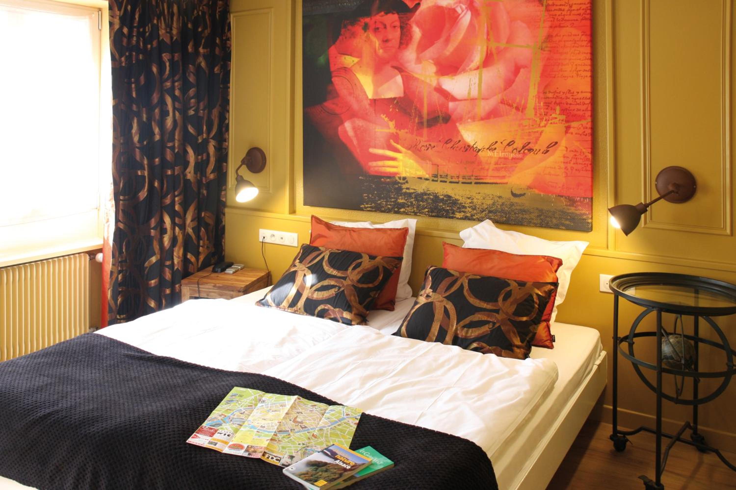 Twin Room - Photo 21