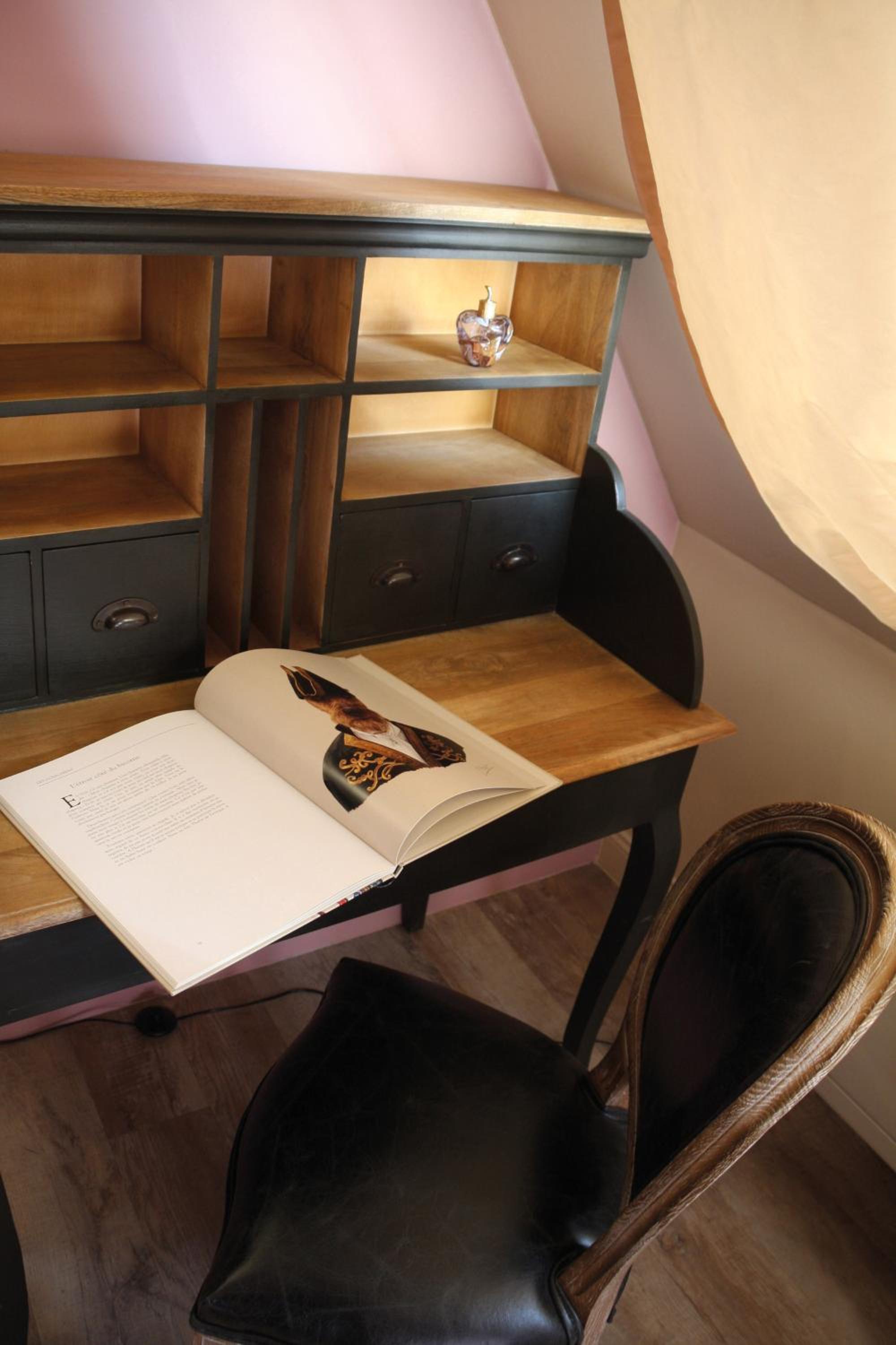 Twin Room - Photo 18