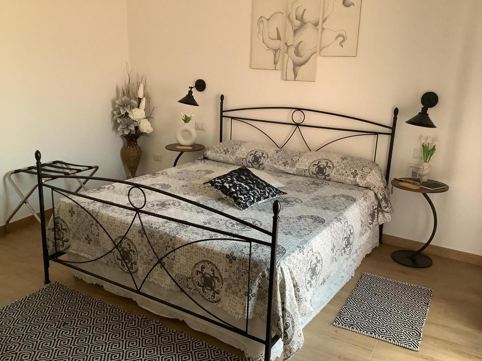 Deluxe Room (2 Adults + 1 Child) photo 1