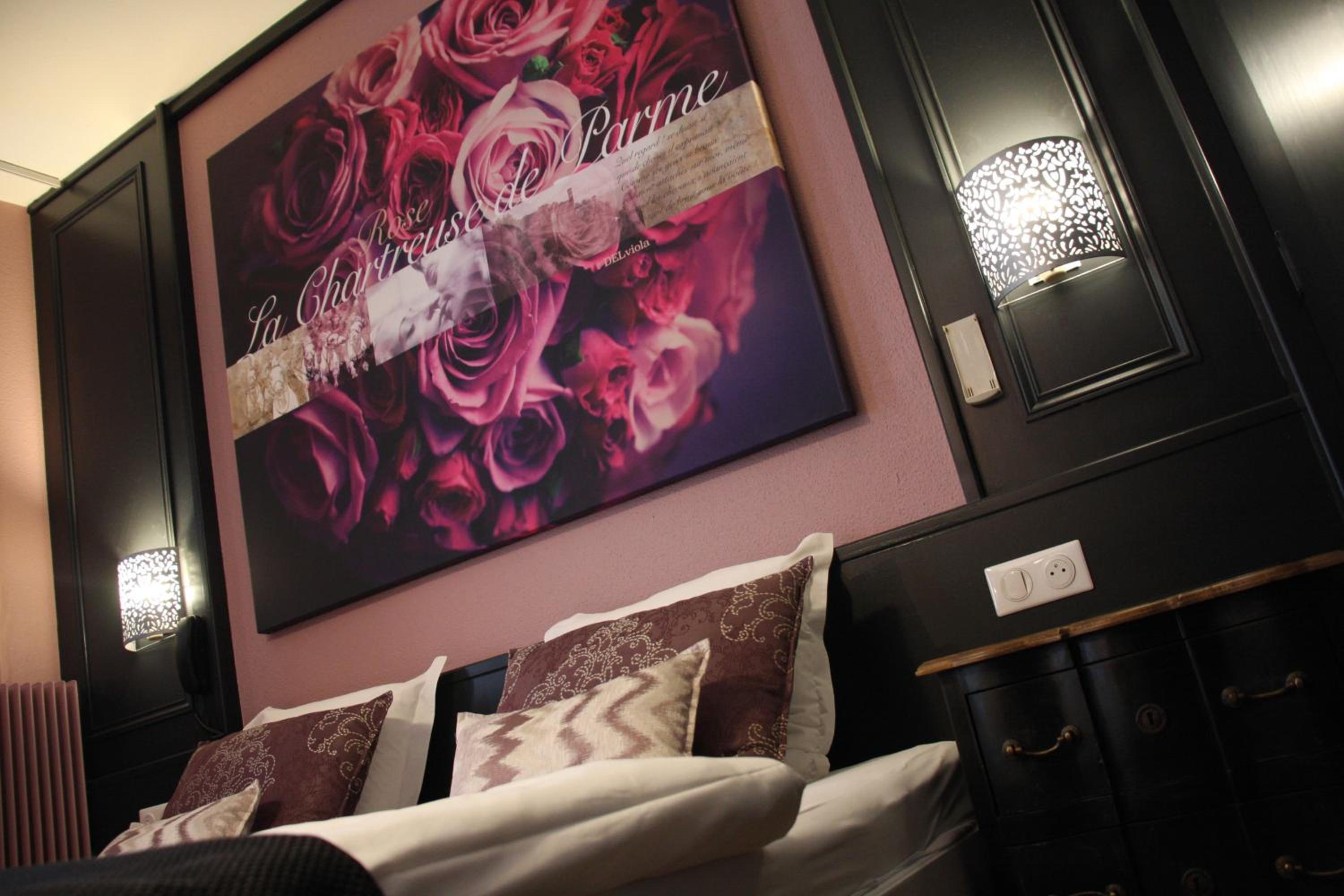 Twin Room - Photo 10