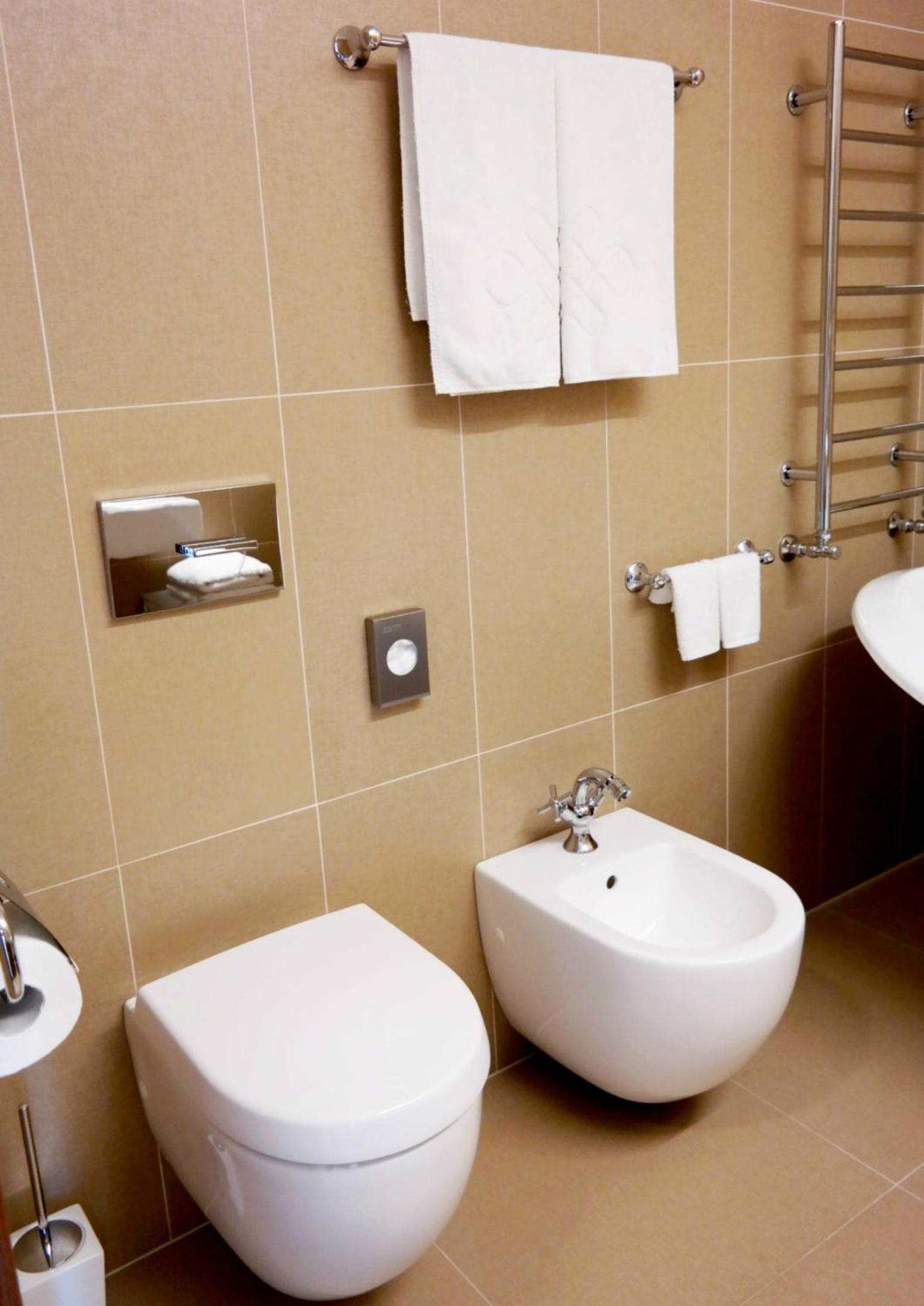 Twin Room with Spa Access - Photo 5