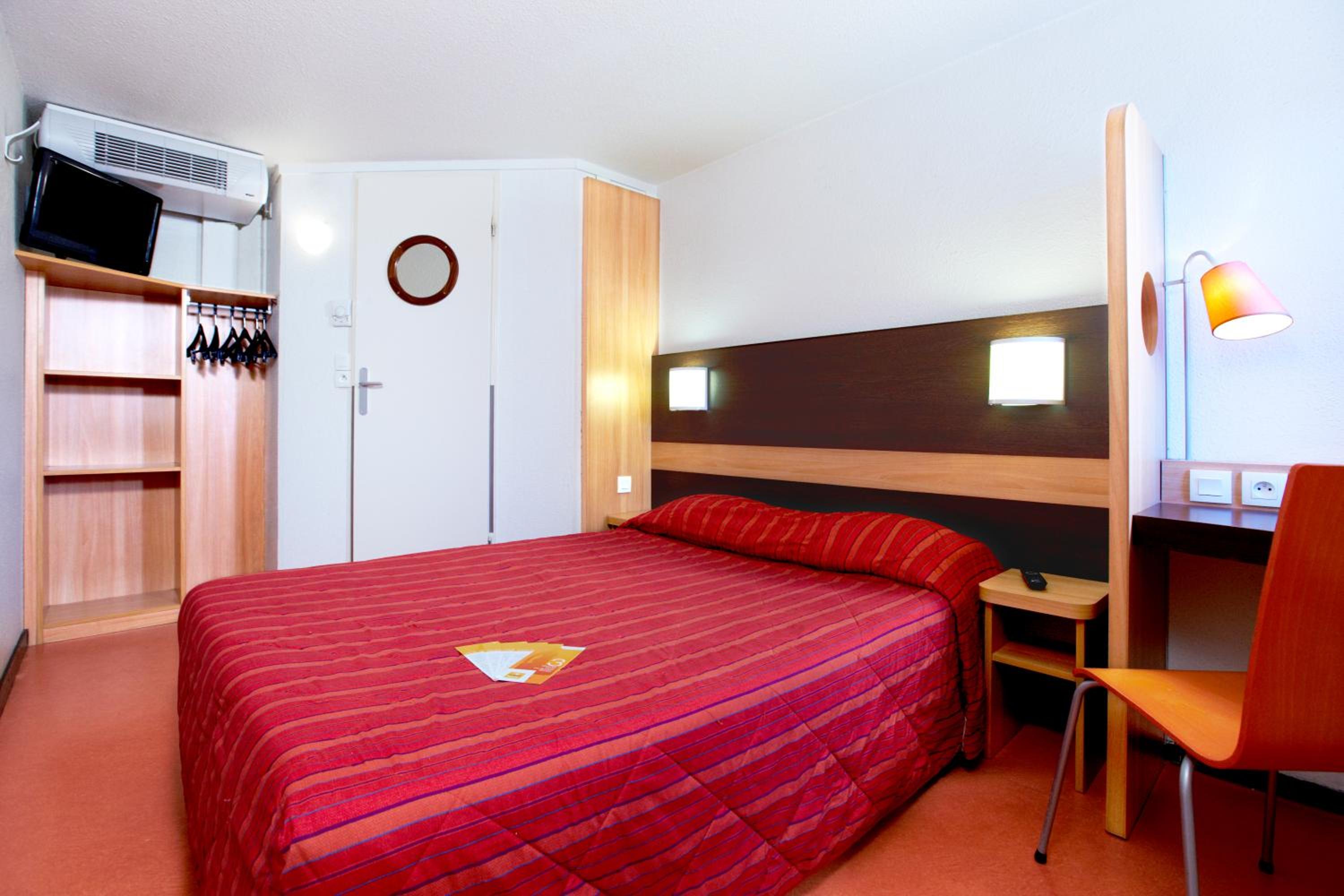 Double Room - Photo 3