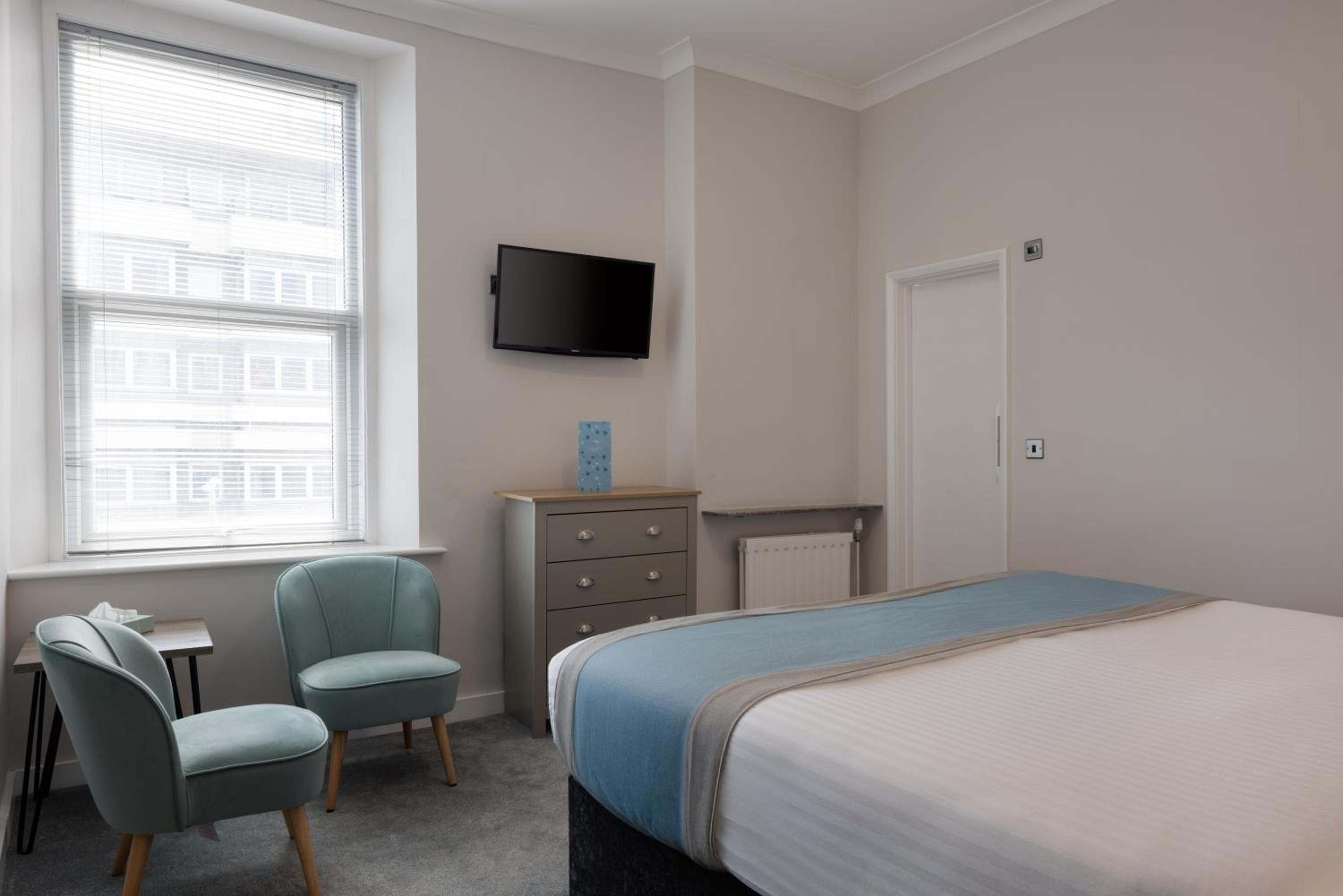 King room with Side Sea View