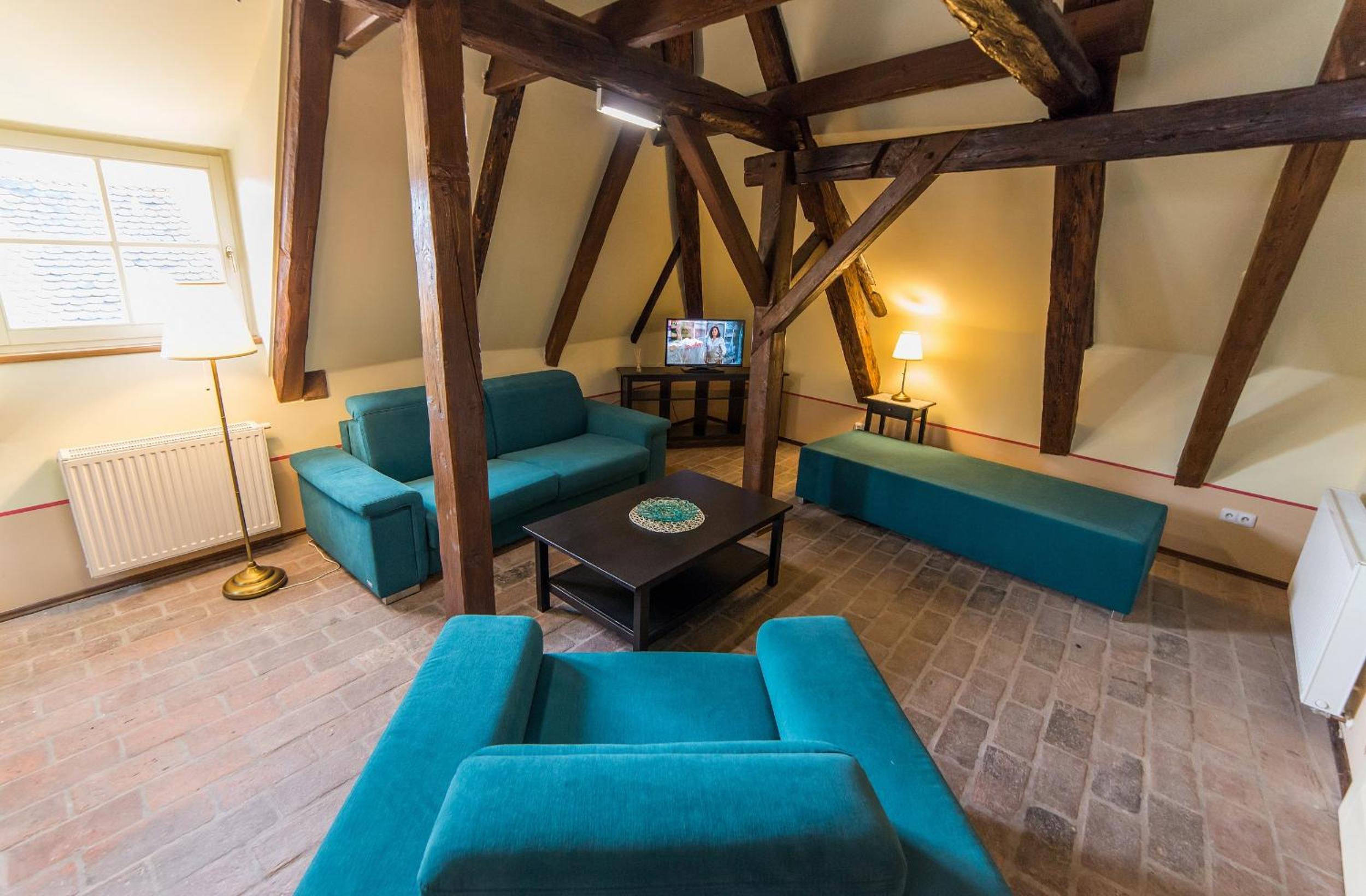 Maisonette photo 1