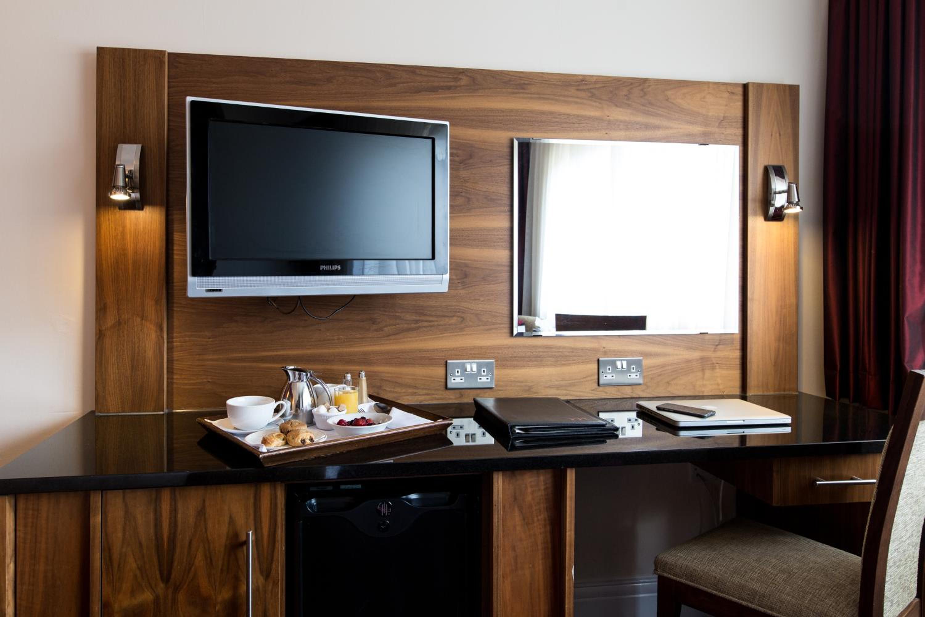 Standard Twin Room - Photo 4