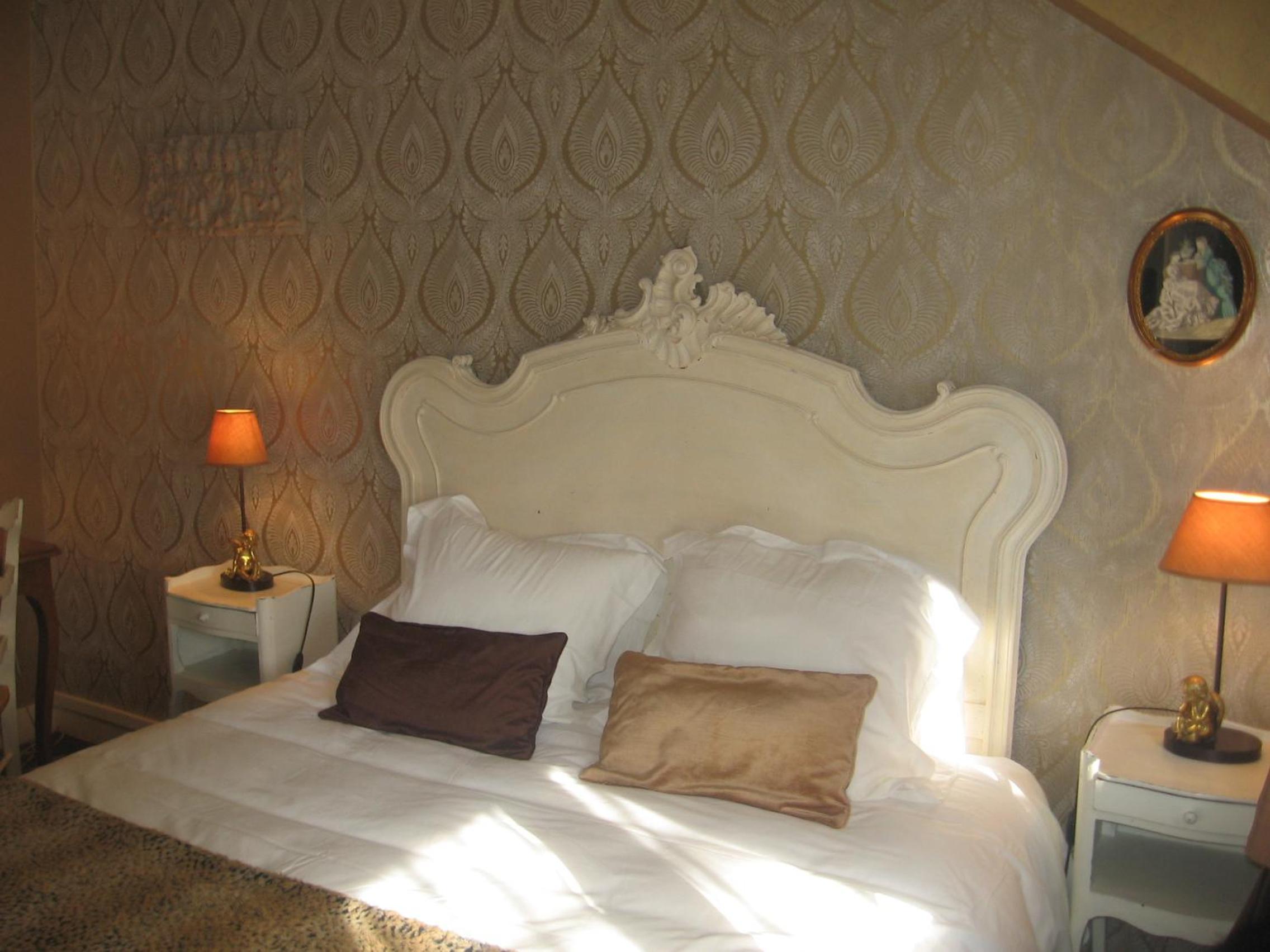 Standard Double Room - Photo 4