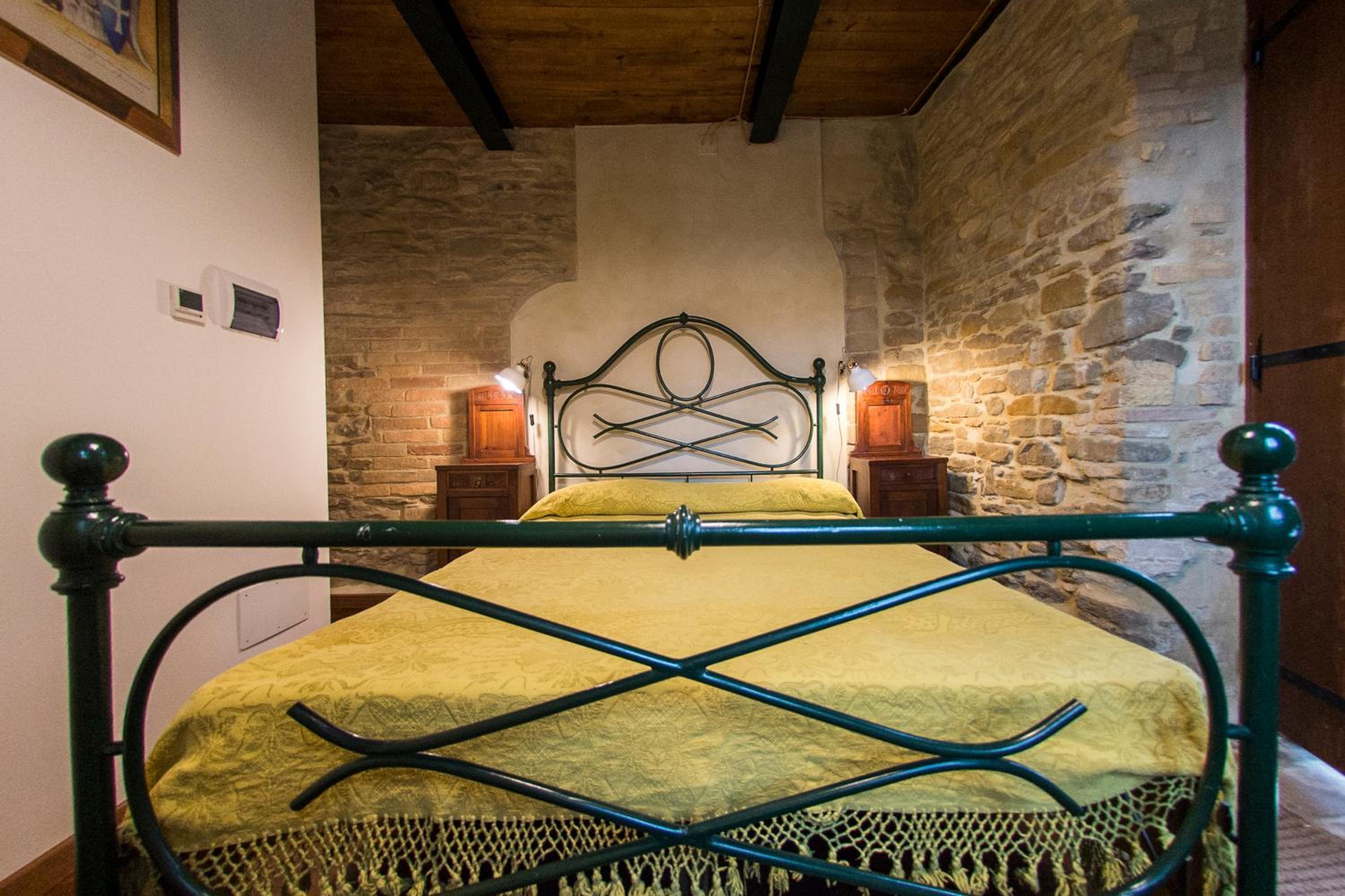Double Room with Private Bathroom - Photo 5
