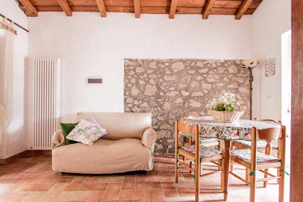 One-Bedroom House photo 2