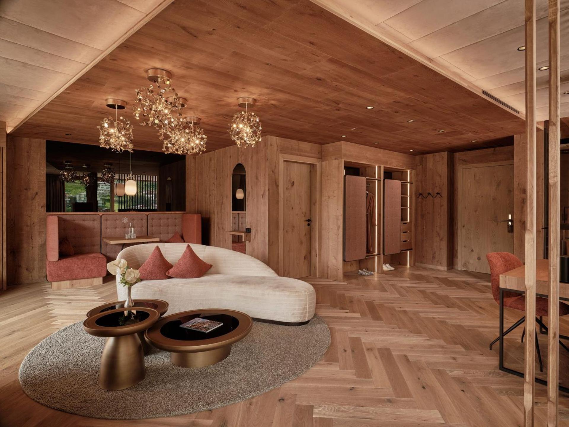 Suite with Sauna