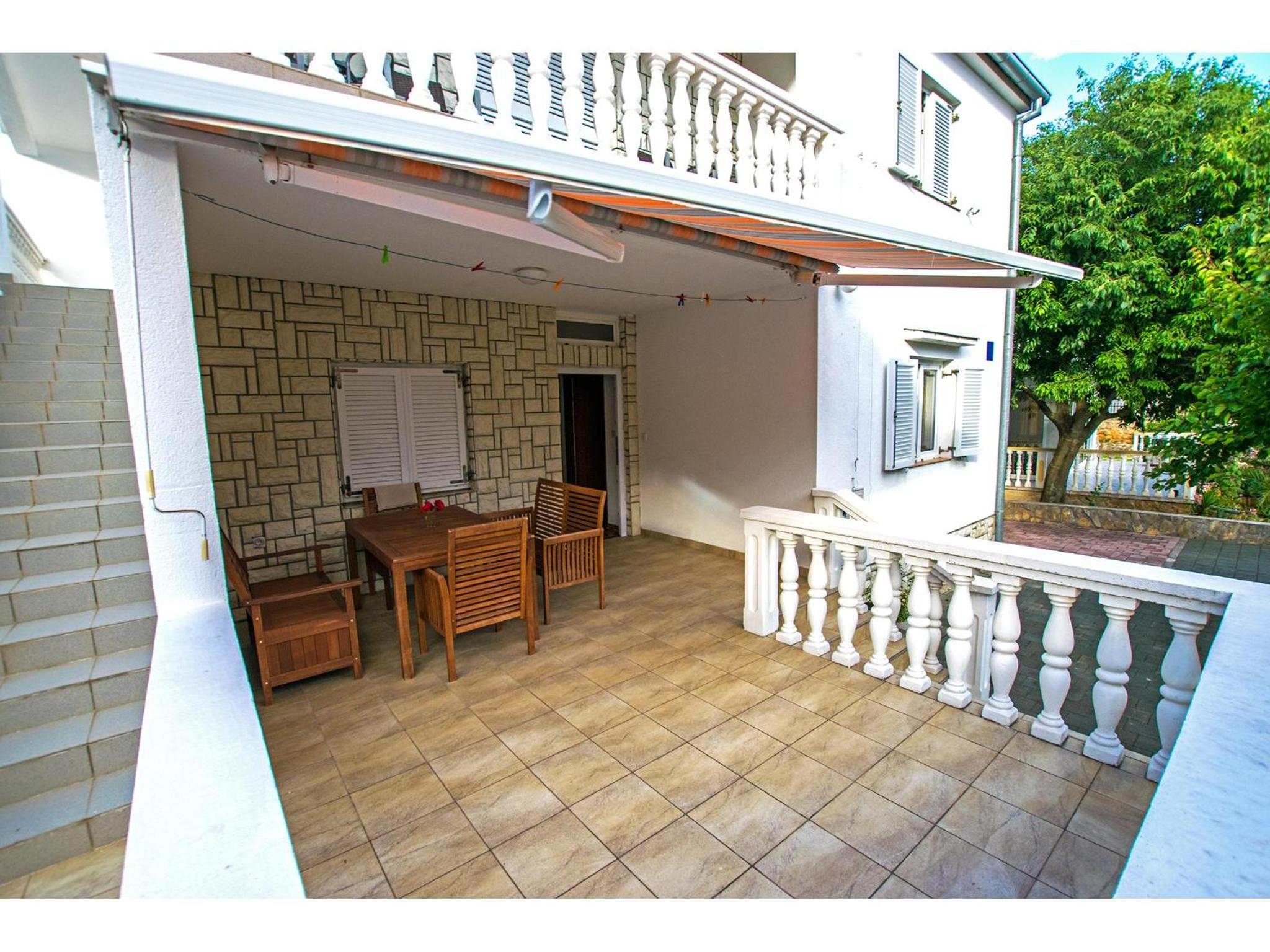 Apartment - Ground Floor photo 3
