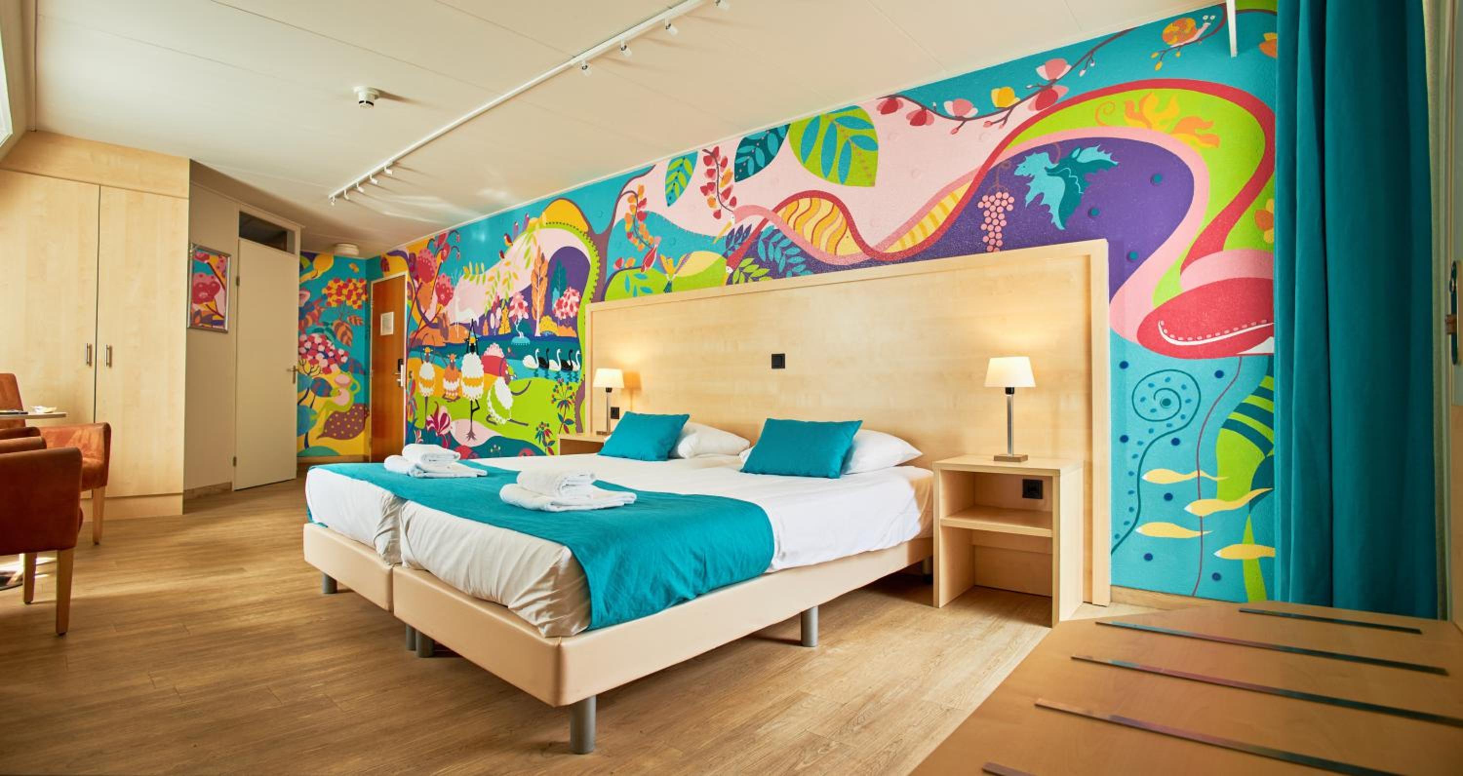 Large Twin Room