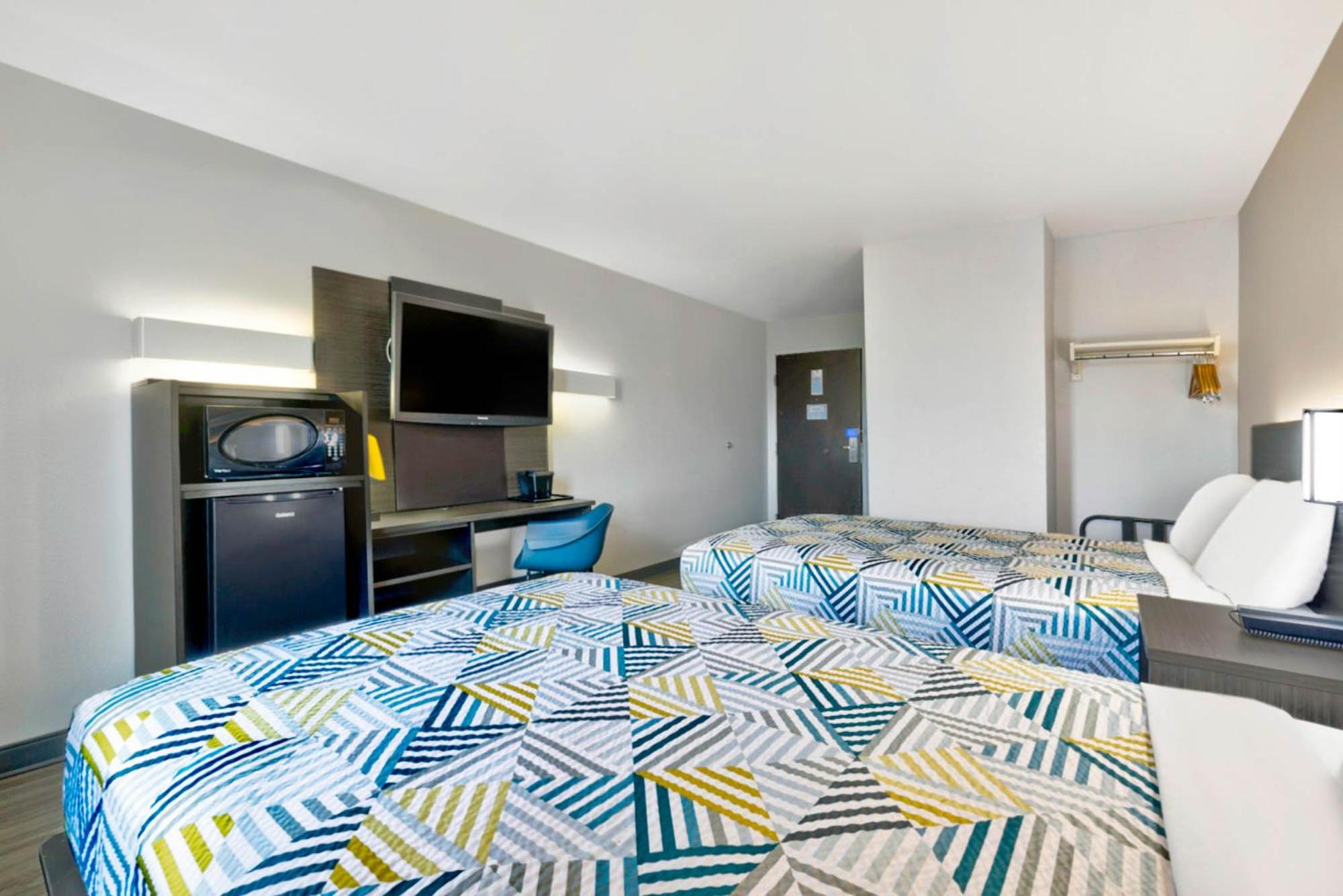 Deluxe Quadruple Room - Non-Smoking photo 3