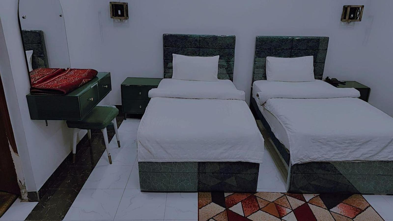 Deluxe Twin Room photo 3
