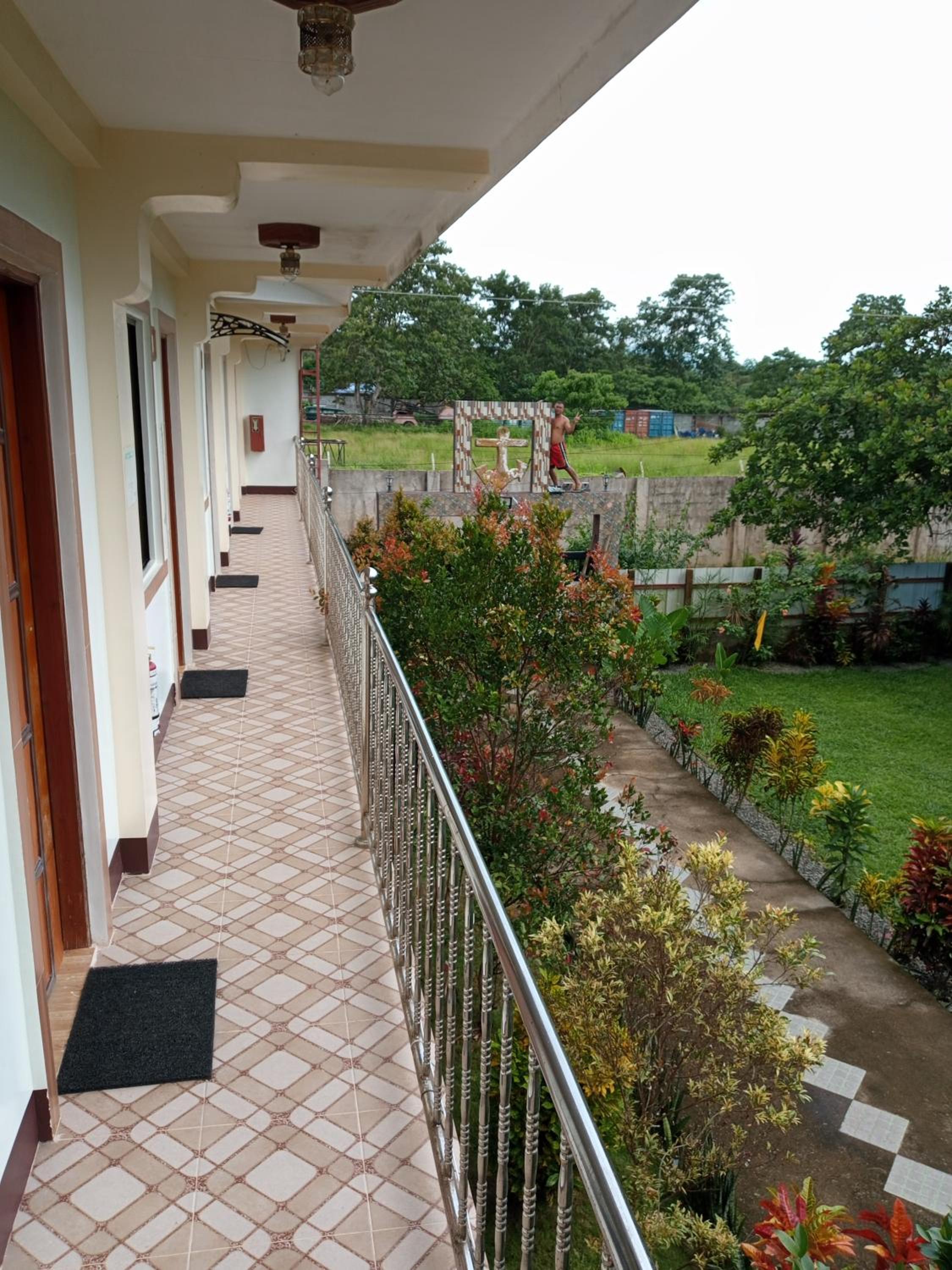Family Room with Garden View photo 3