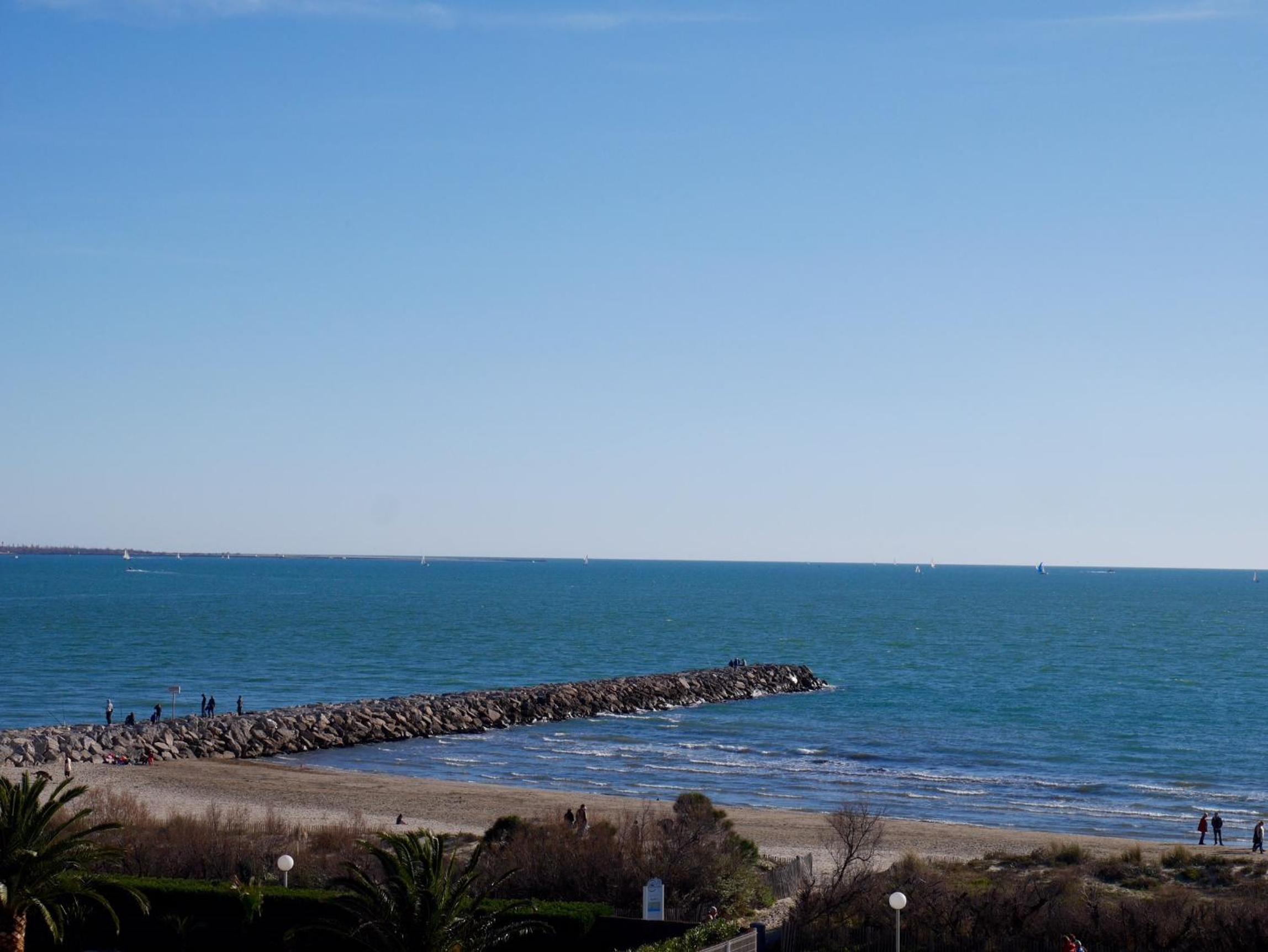 Studio Apartment with Sea View photo 1