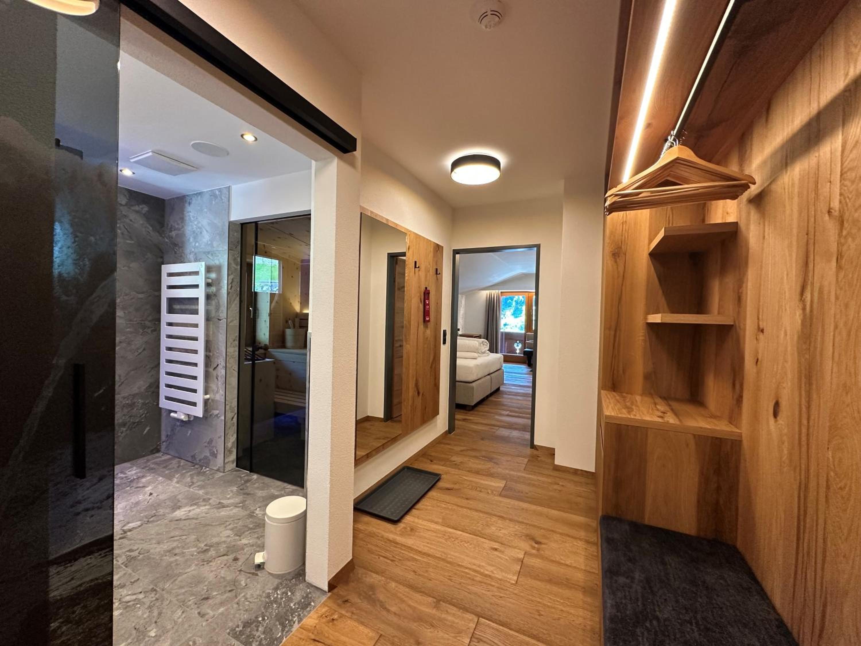 Suite with Sauna photo 2