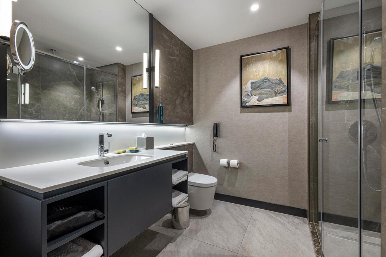 Executive King Room